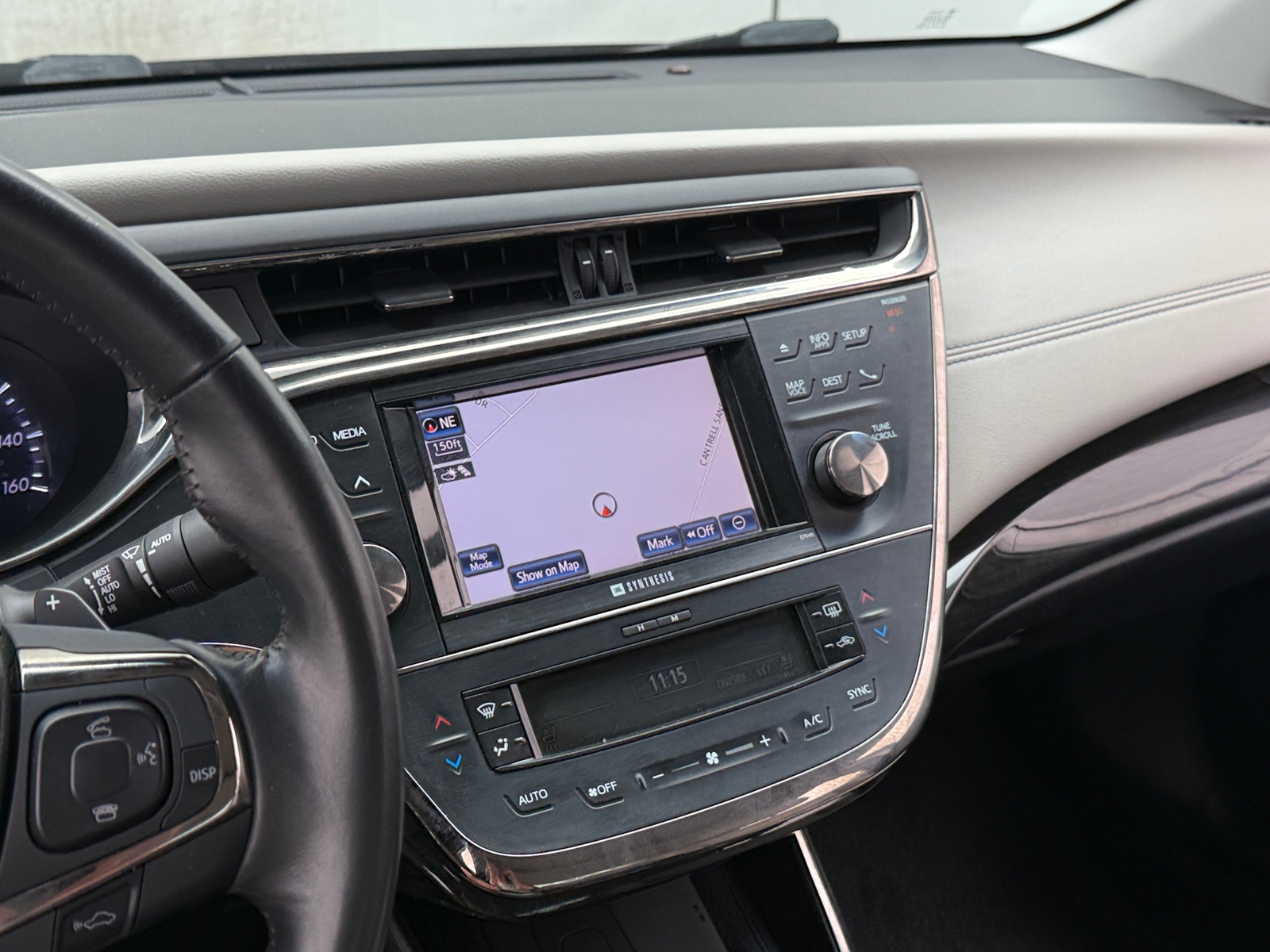Thumbnail: 2014 Toyota Avalon - 4