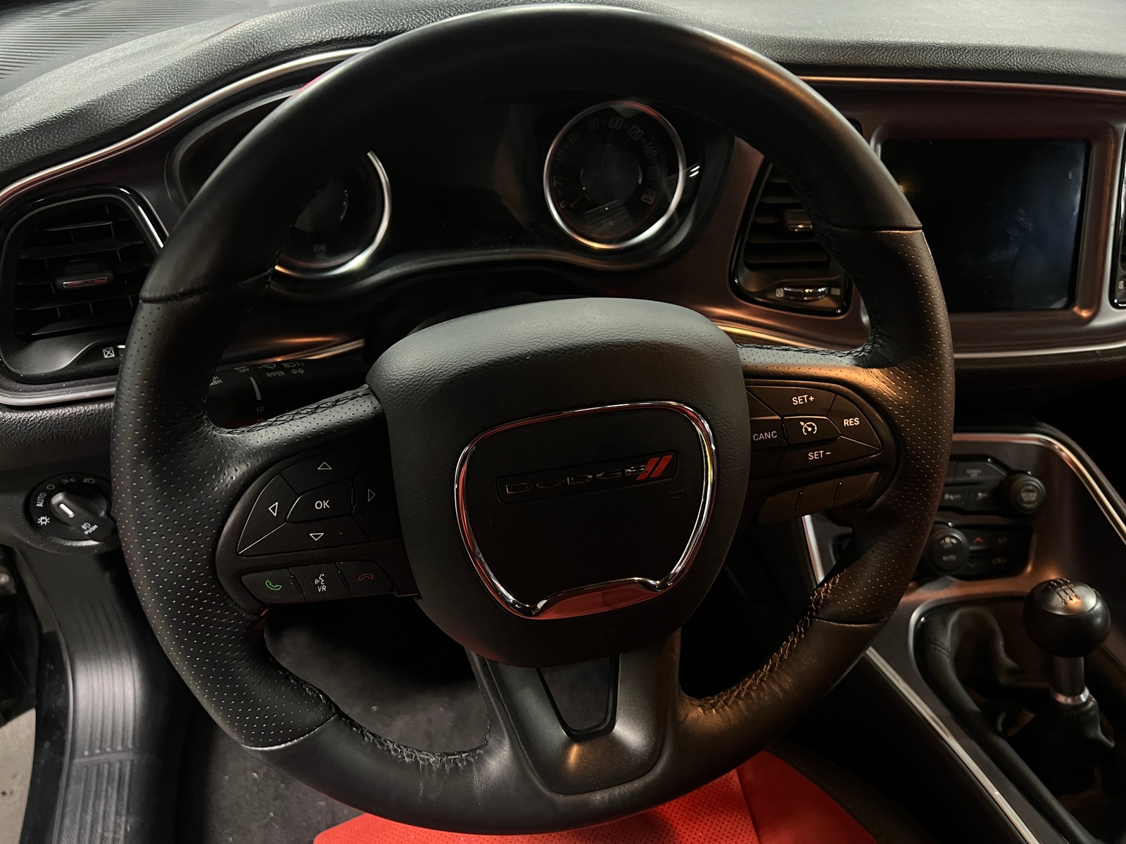 Thumbnail: 2017 Dodge Challenger - 3