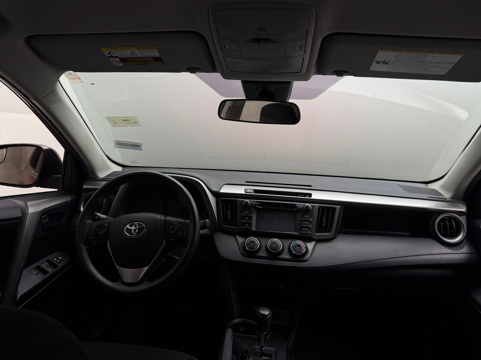 Thumbnail: 2017 Toyota RAV4 - 3