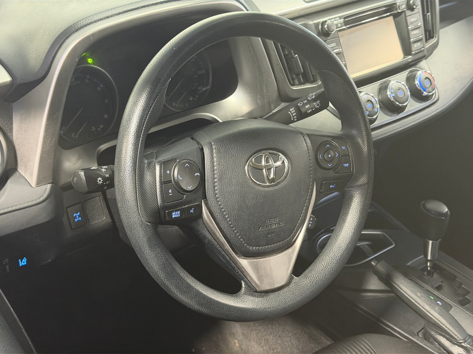 Thumbnail: 2017 Toyota RAV4 - 5