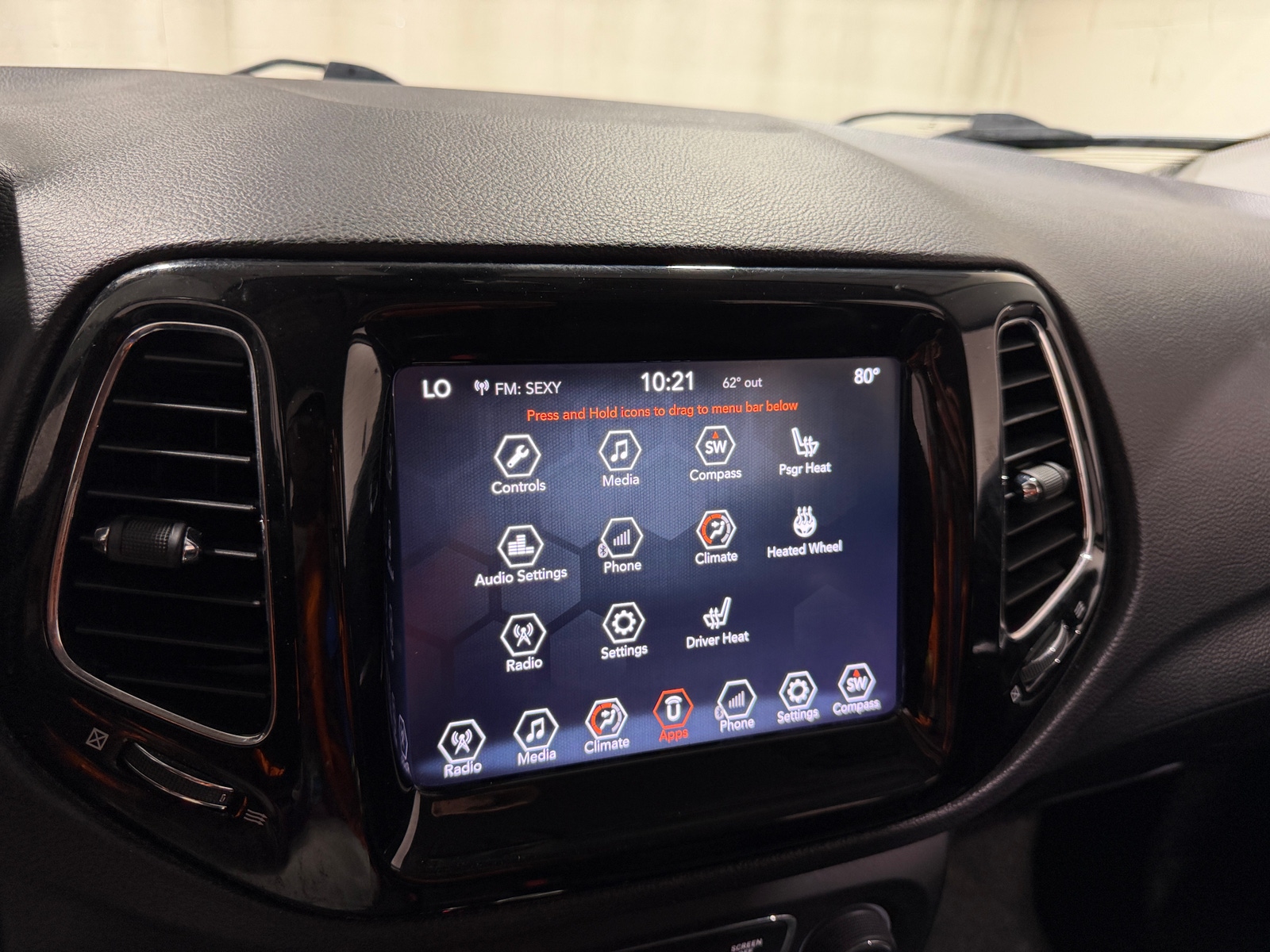 Thumbnail: 2017 Jeep Compass - 3