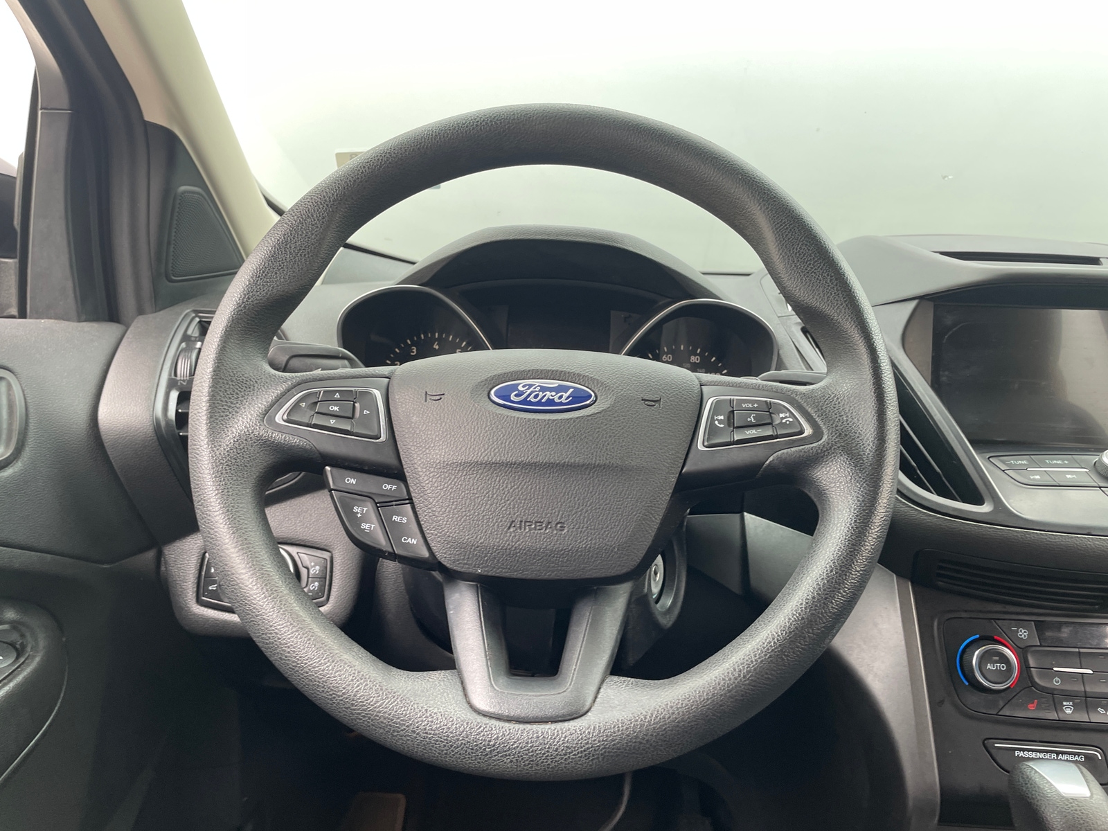 Thumbnail: 2017 Ford Escape - 5