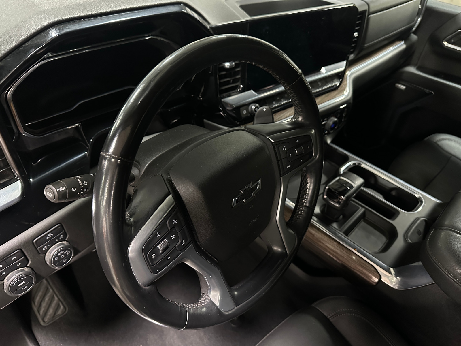 Thumbnail: 2023 Chevrolet Silverado 1500 - 5