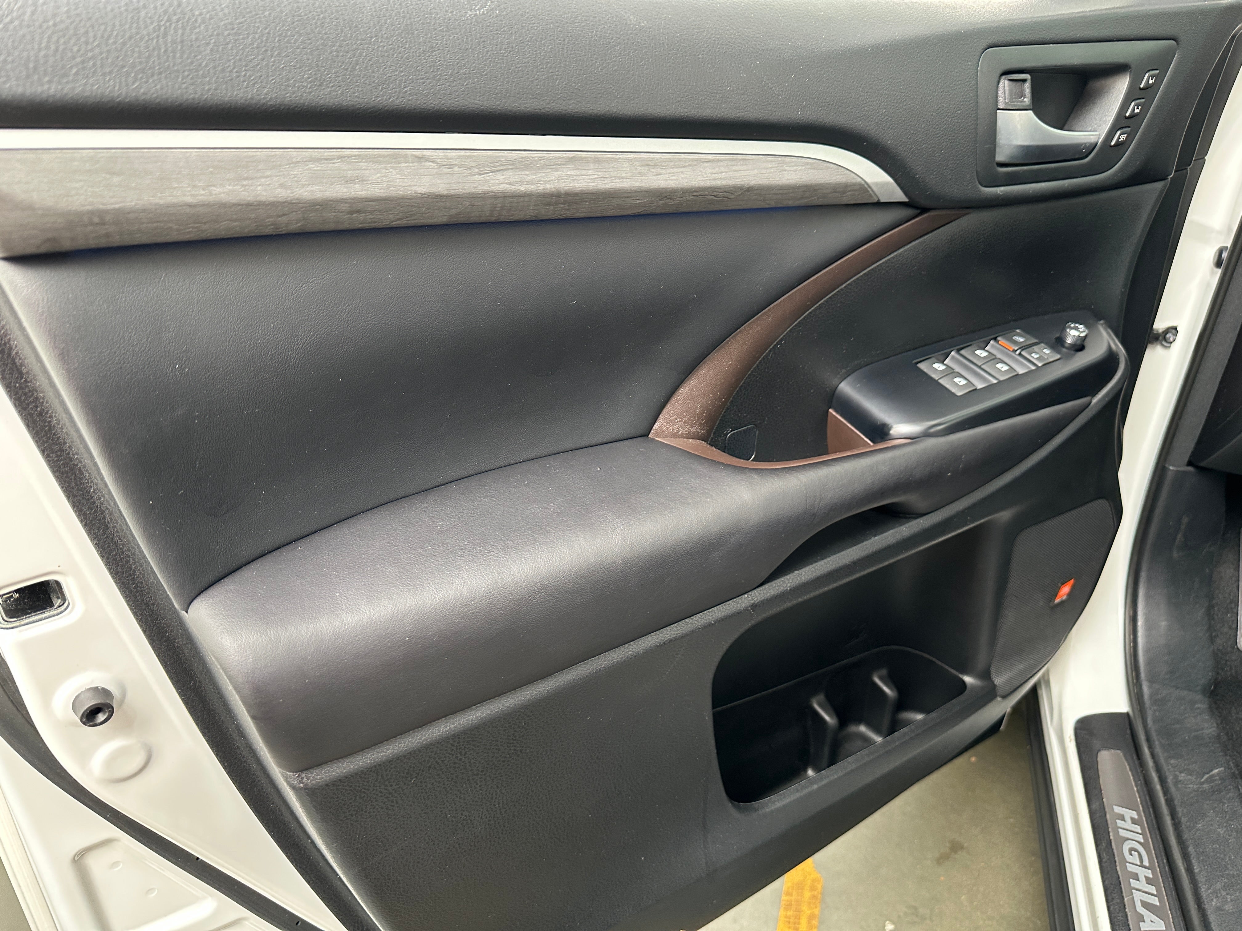 2017 Toyota Highlander