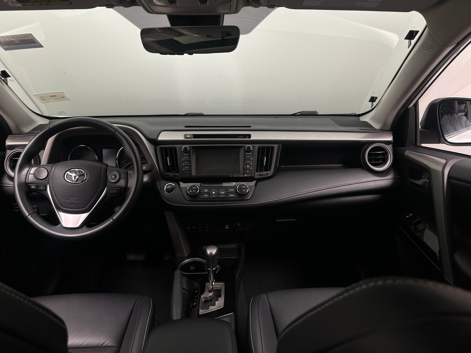 Thumbnail: 2017 Toyota RAV4 - 2