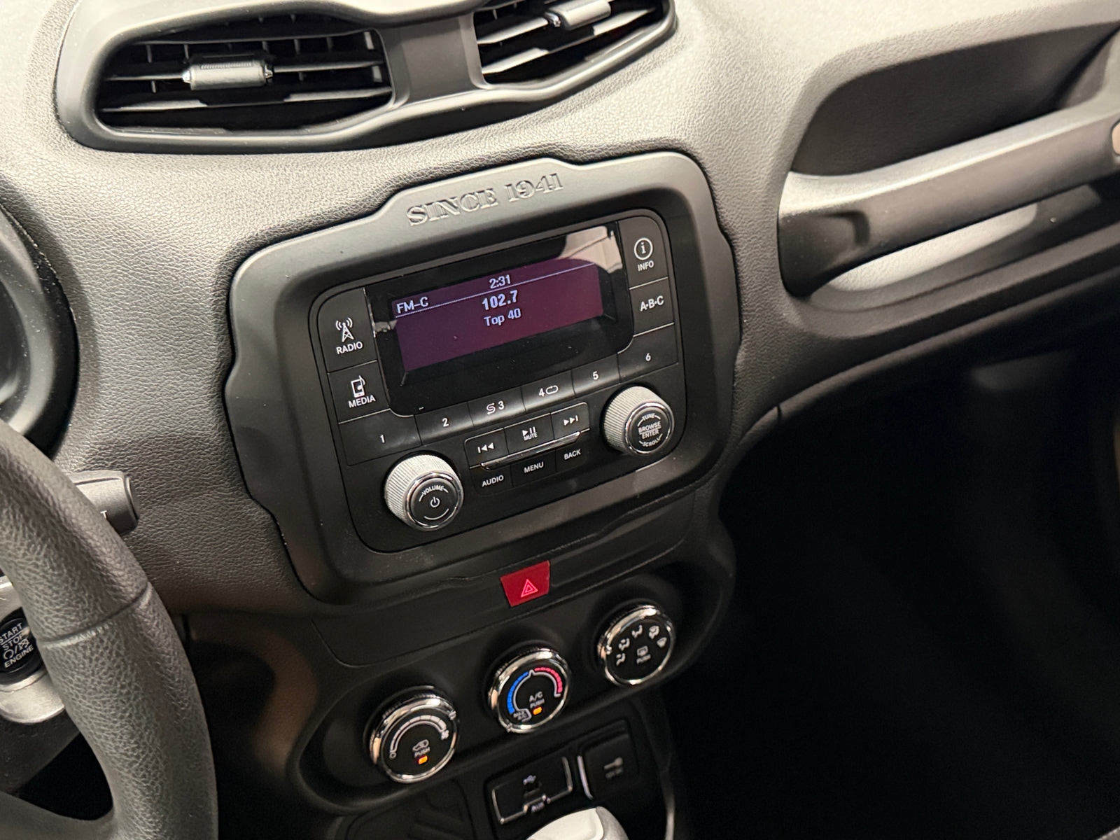 Thumbnail: 2017 Jeep Renegade - 4
