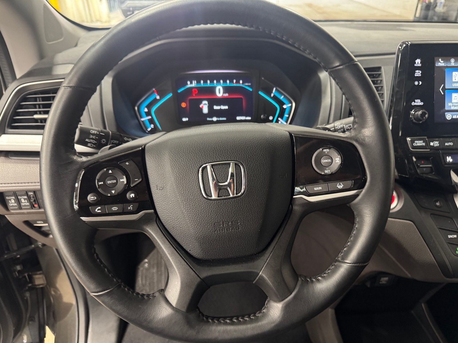 Thumbnail: 2019 Honda Odyssey - 4