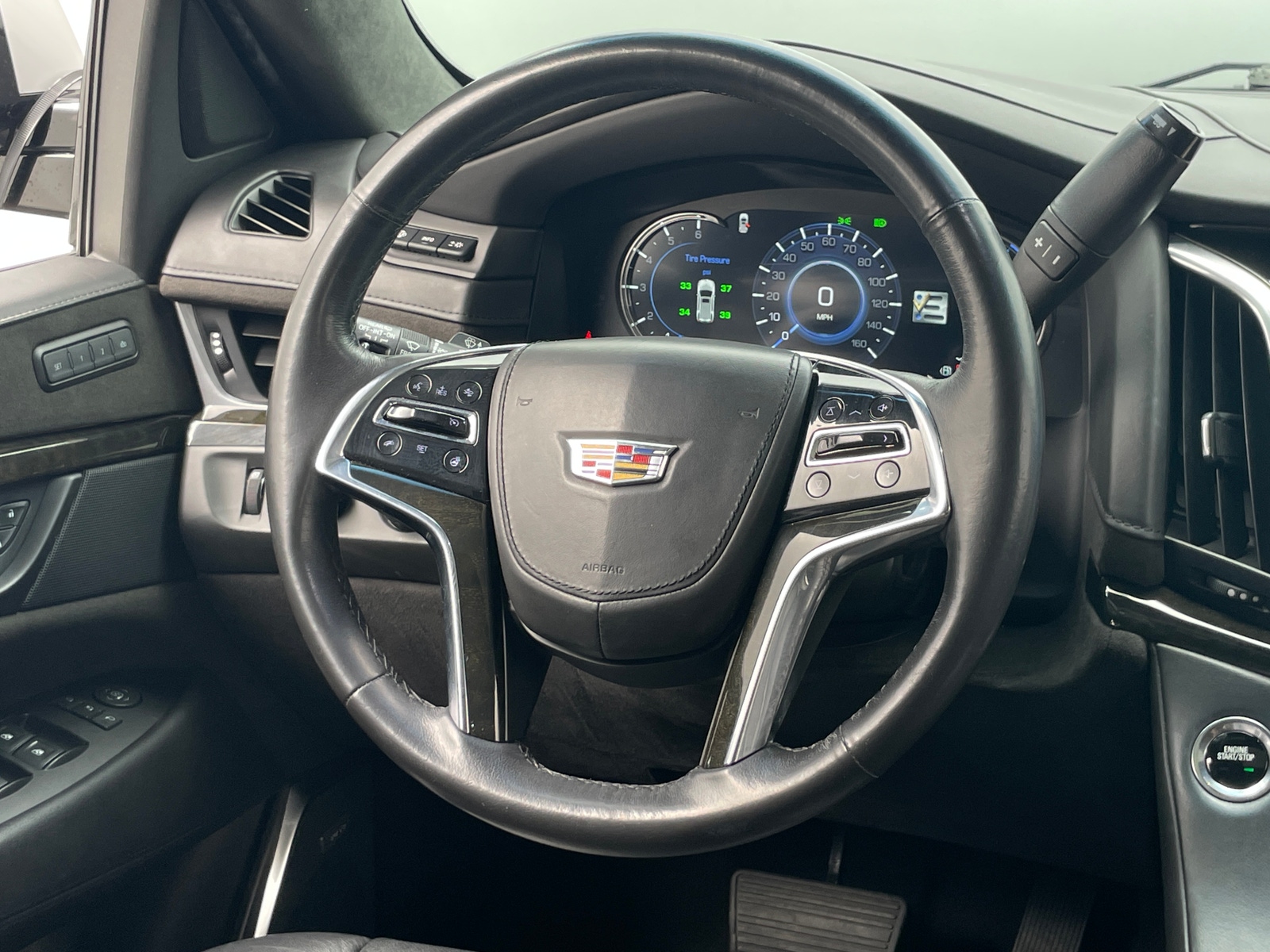Thumbnail: 2019 Cadillac Escalade - 4