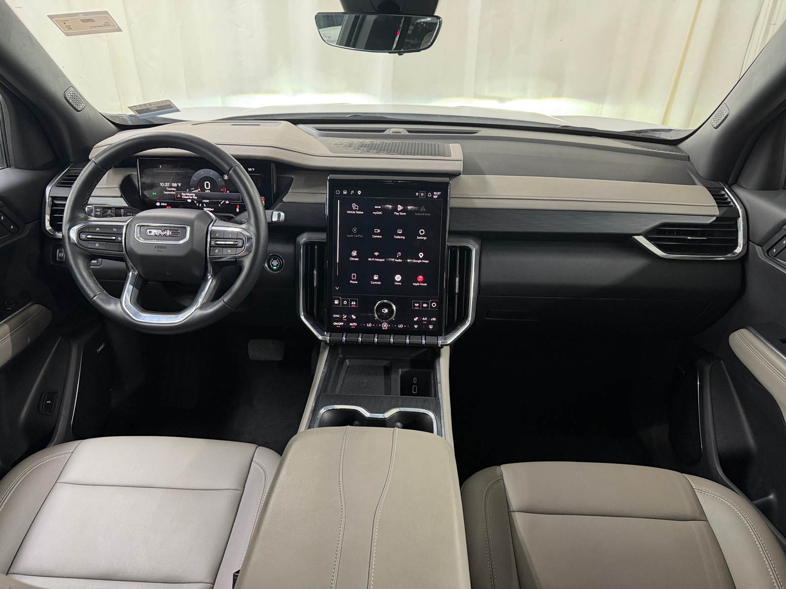 Thumbnail: 2026 GMC Acadia - 2