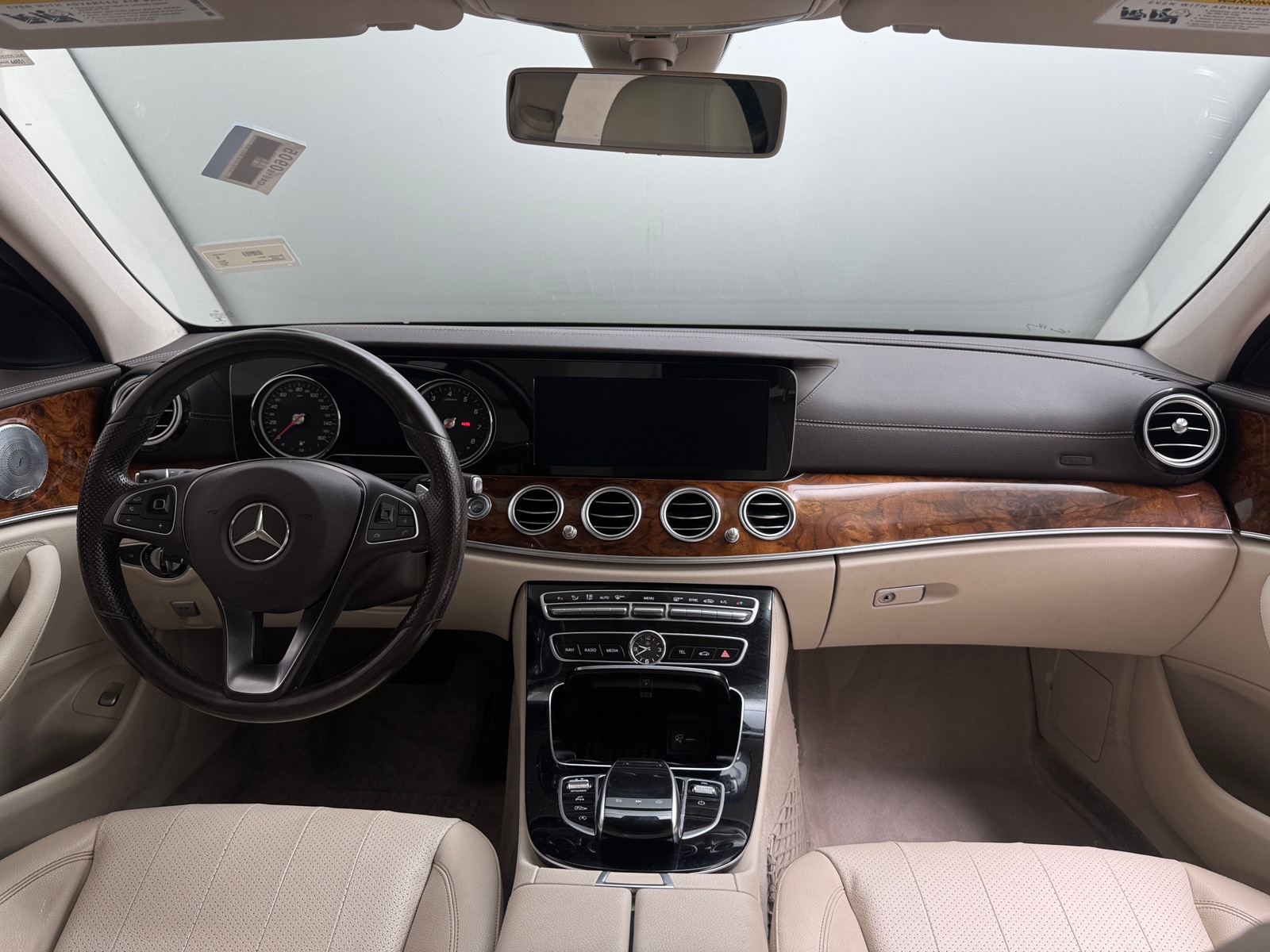 Thumbnail: 2017 Mercedes-Benz E-Class - 2