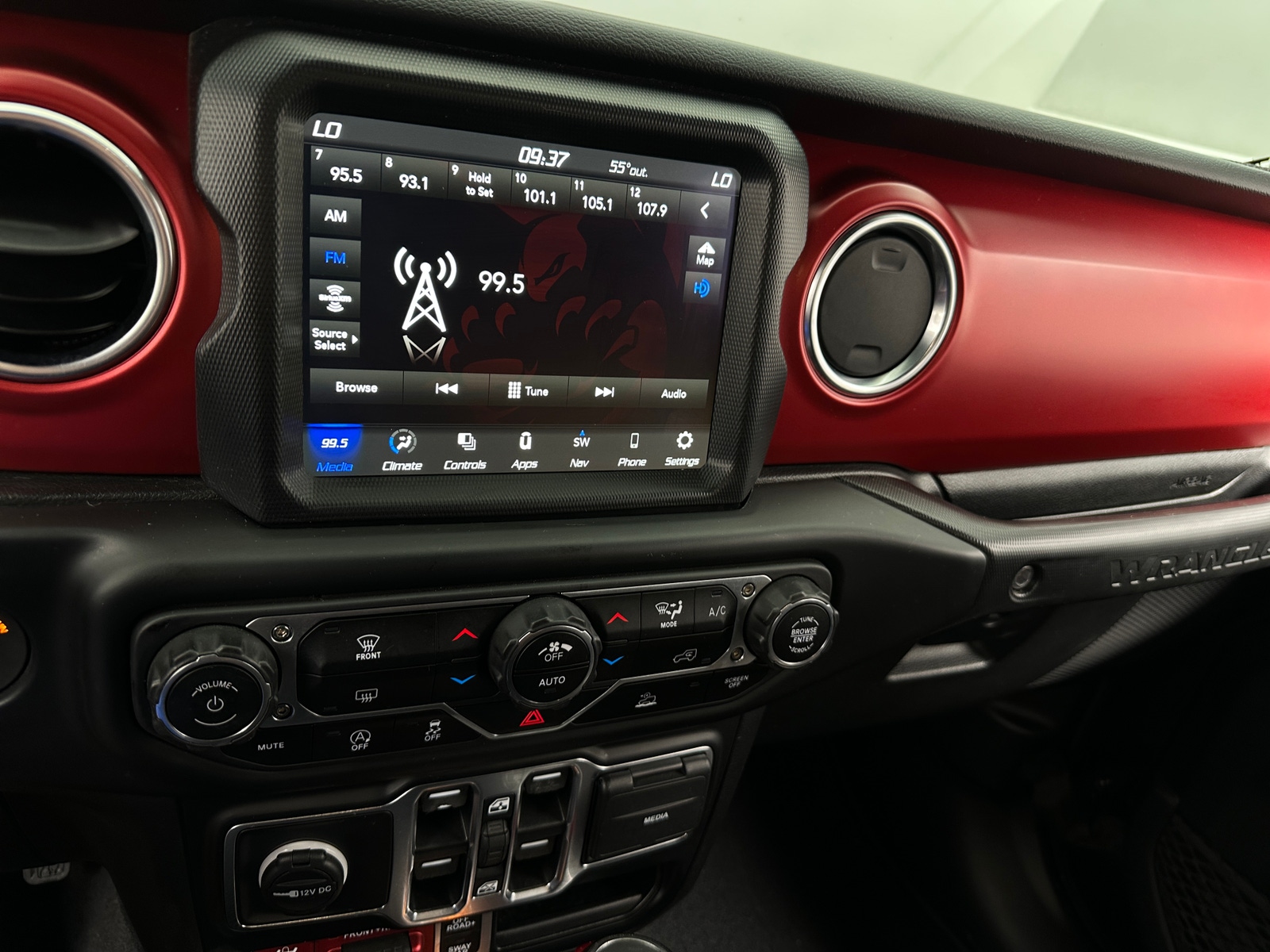 Thumbnail: 2023 Jeep Wrangler - 4