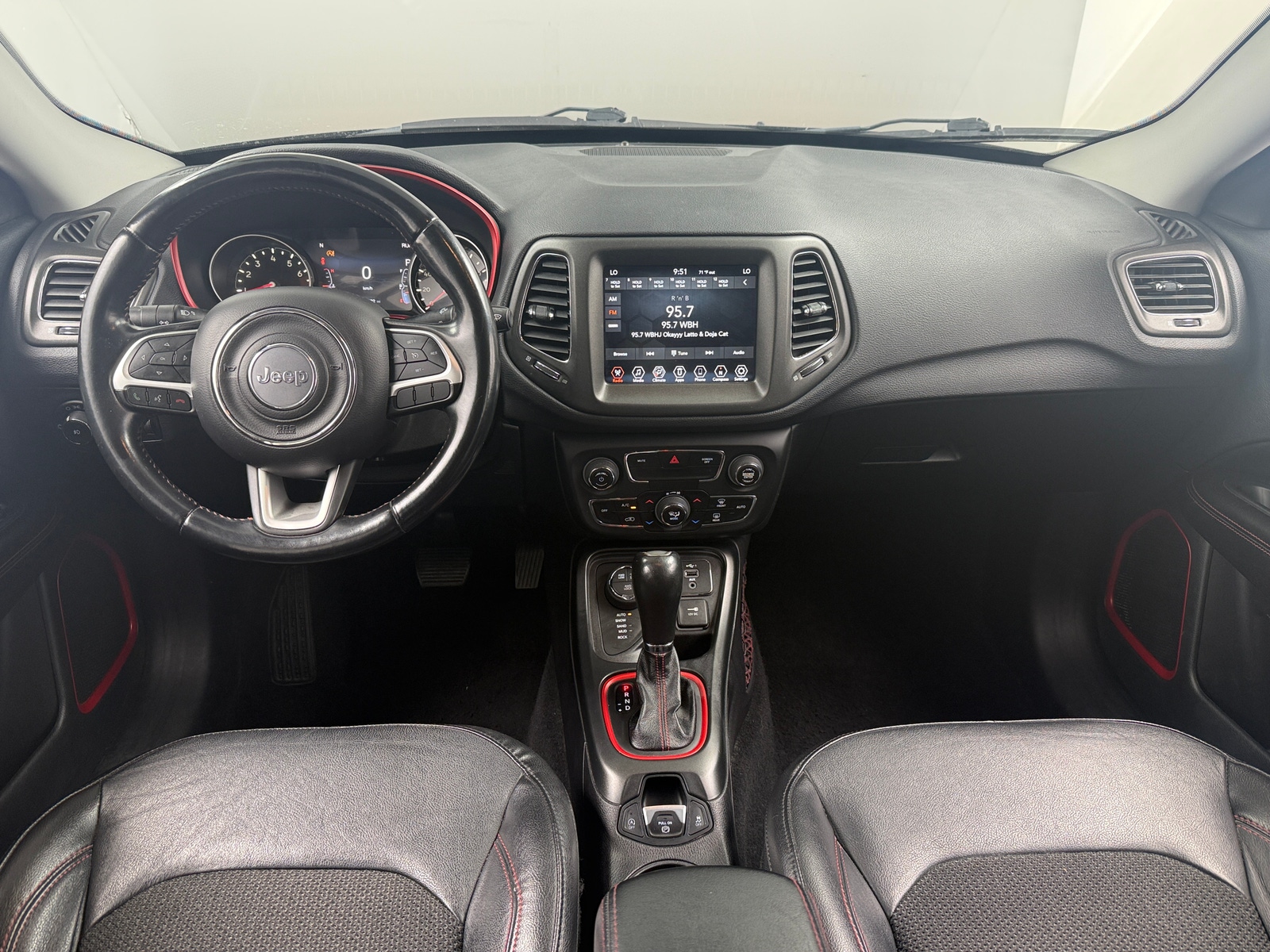 Thumbnail: 2020 Jeep Compass - 3
