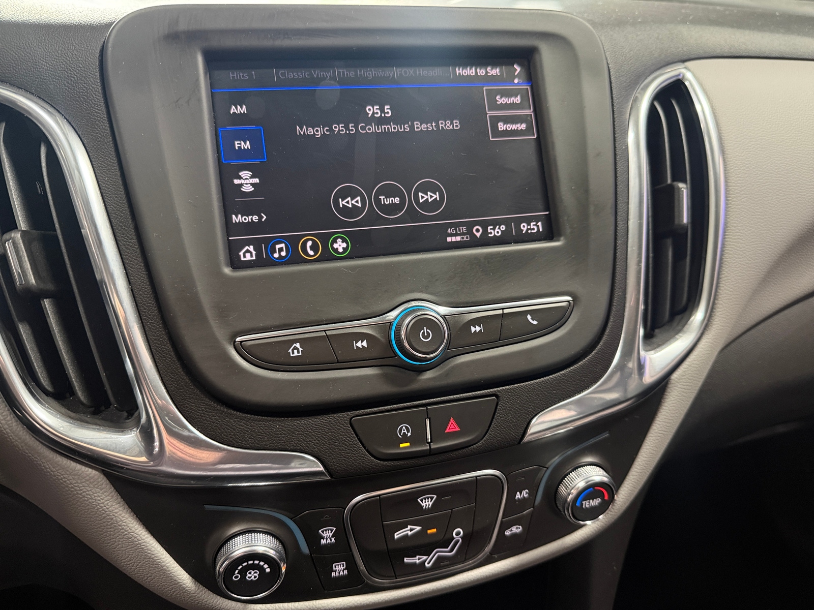 Thumbnail: 2024 Chevrolet Equinox - 4