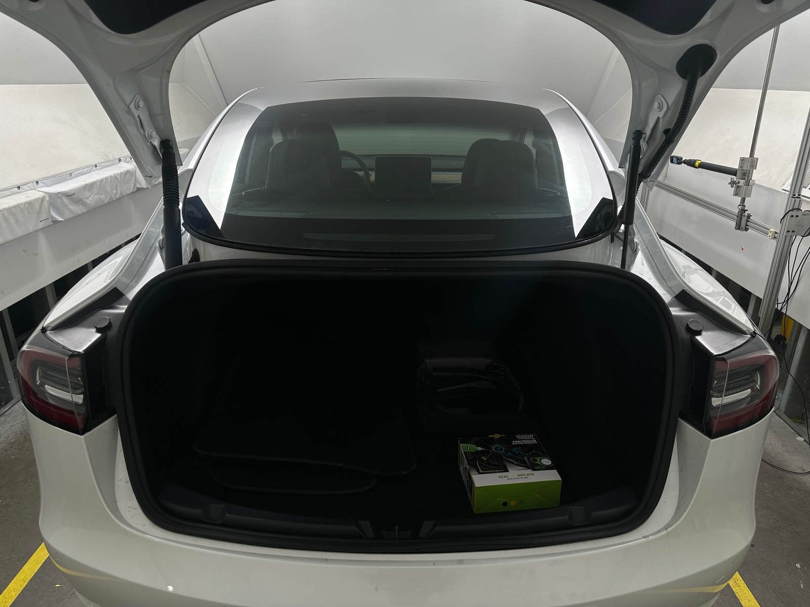 Thumbnail: 2022 Tesla Model 3 - 6