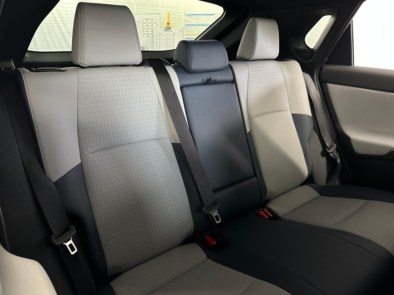 Thumbnail: 2023 Subaru Solterra - 5