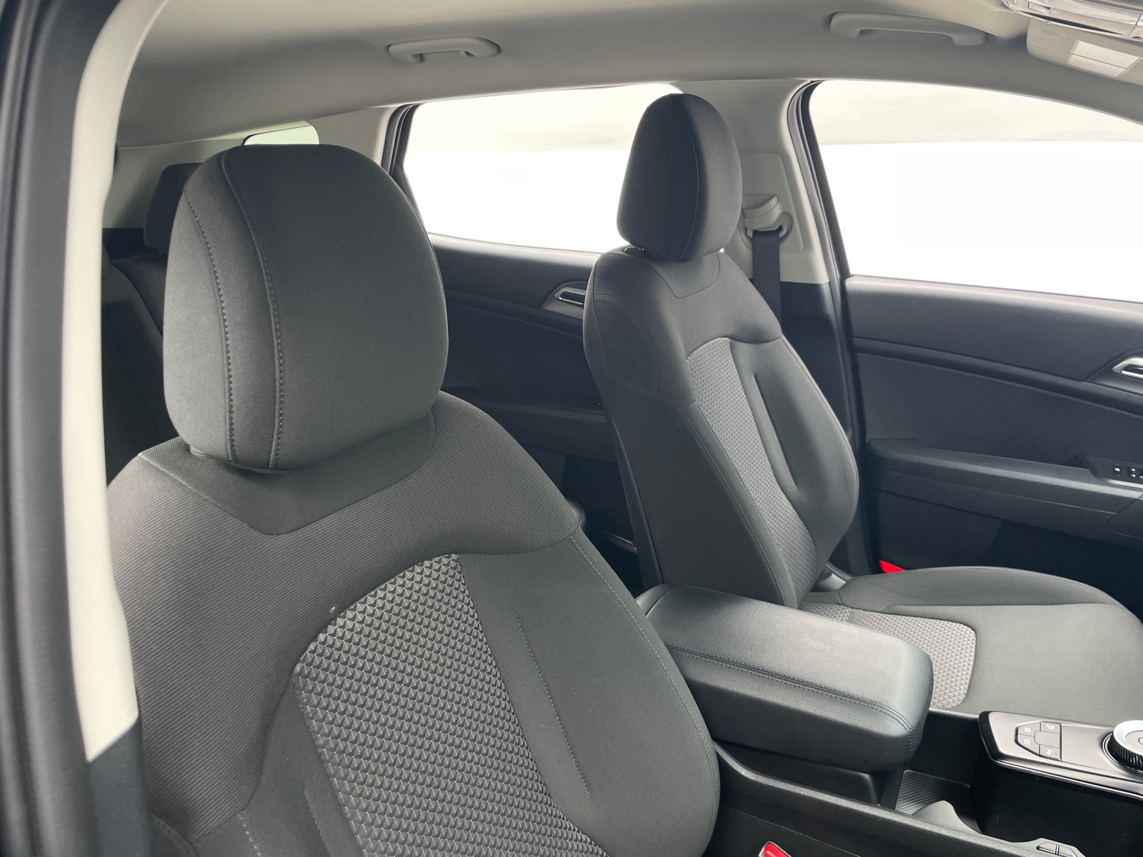 Thumbnail: 2026 Kia Sportage - 2