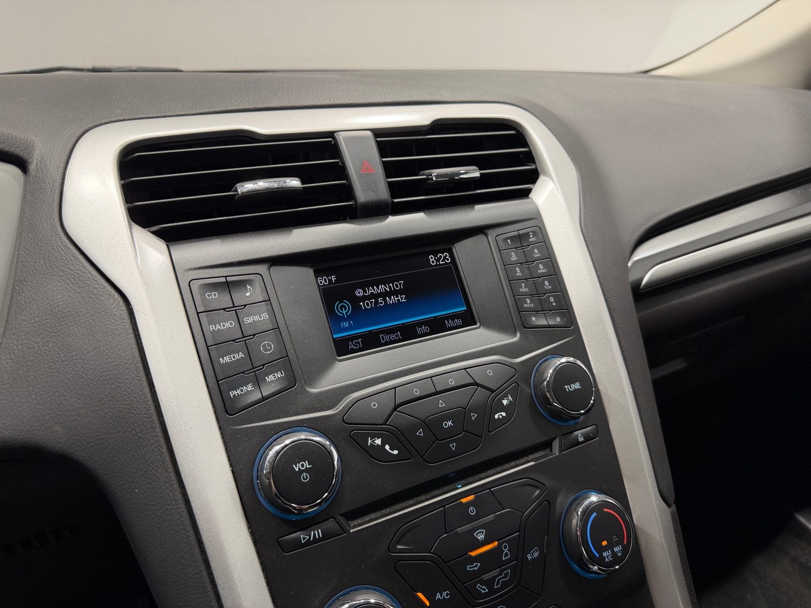 Thumbnail: 2016 Ford Fusion - 4
