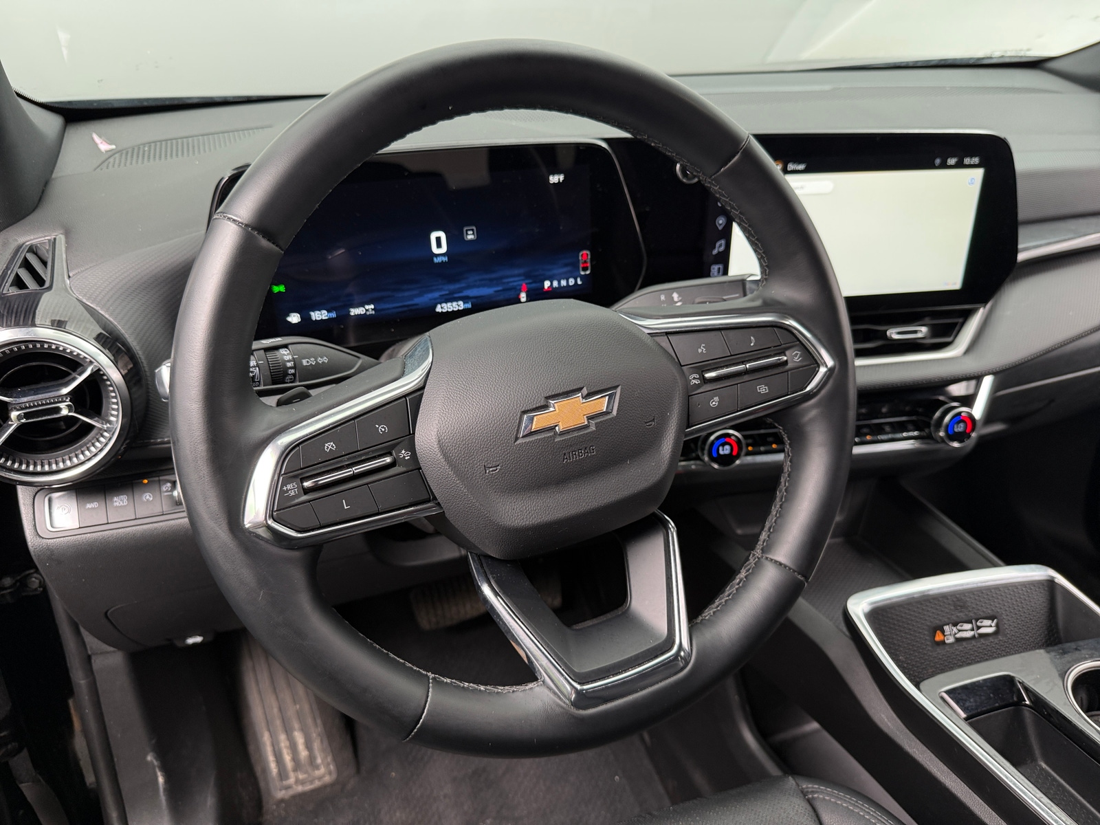 Thumbnail: 2025 Chevrolet Equinox - 4