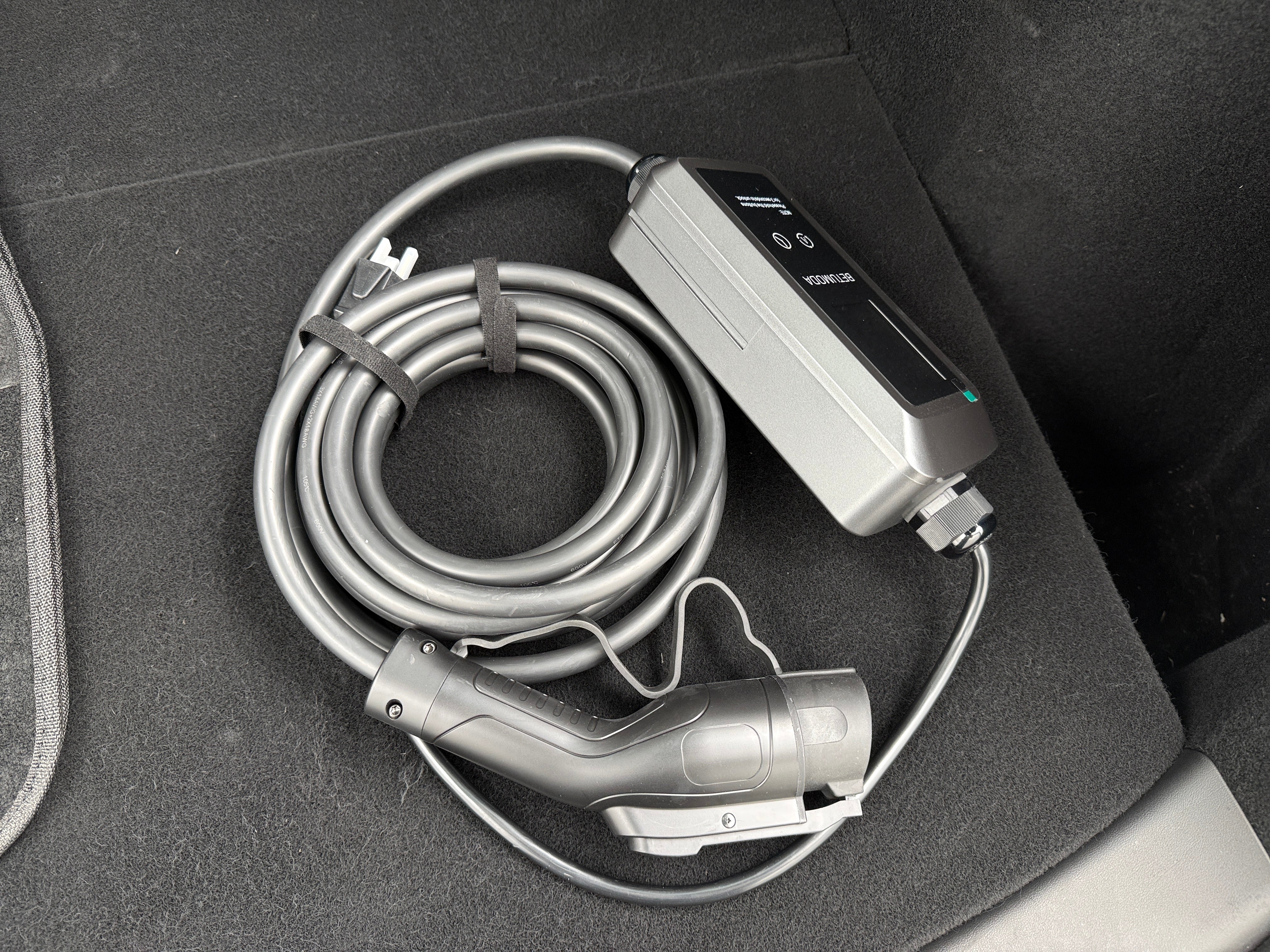 Used 2024 Tesla Model Y Long Range with VIN 7SAYGDED1RF056919 for sale in Auburn, WA