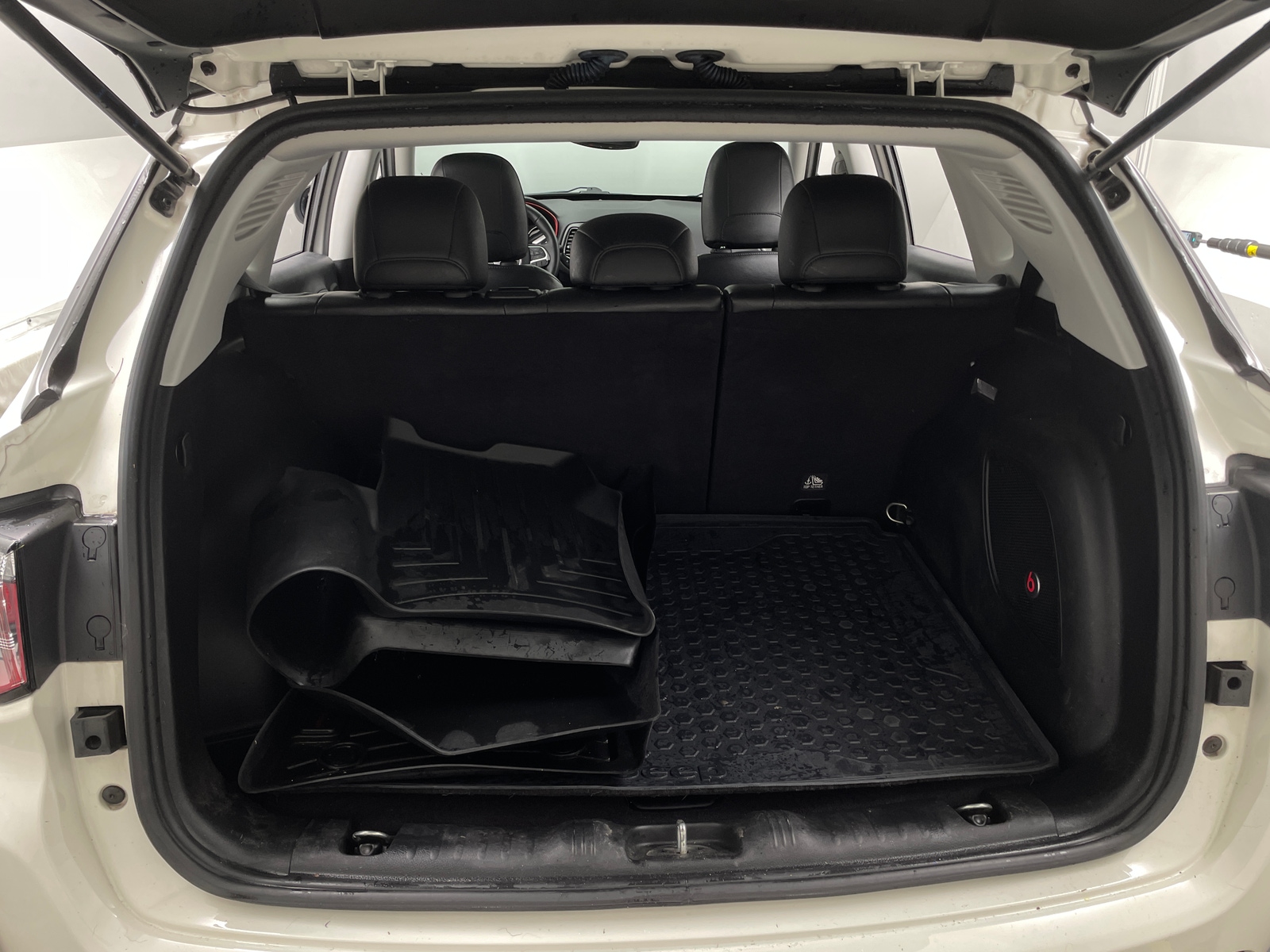 Thumbnail: 2018 Jeep Compass - 7