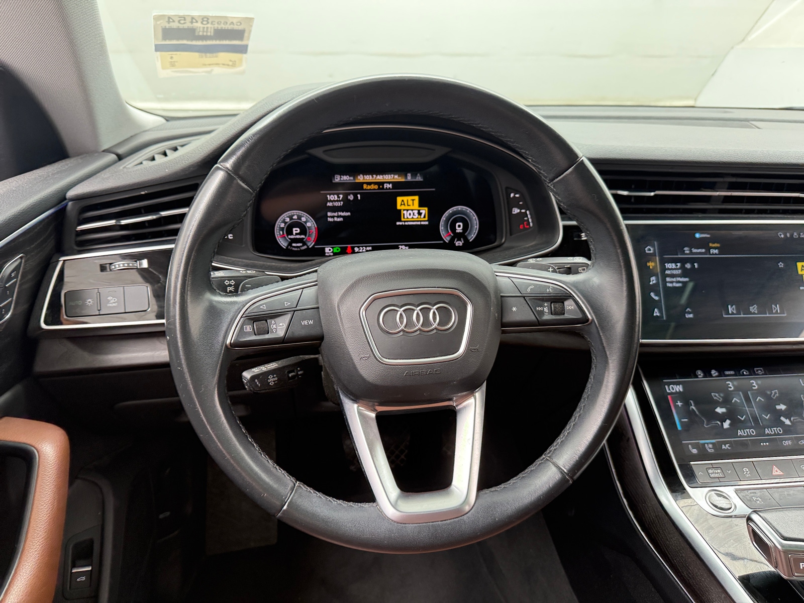 Thumbnail: 2022 Audi Q8 - 4
