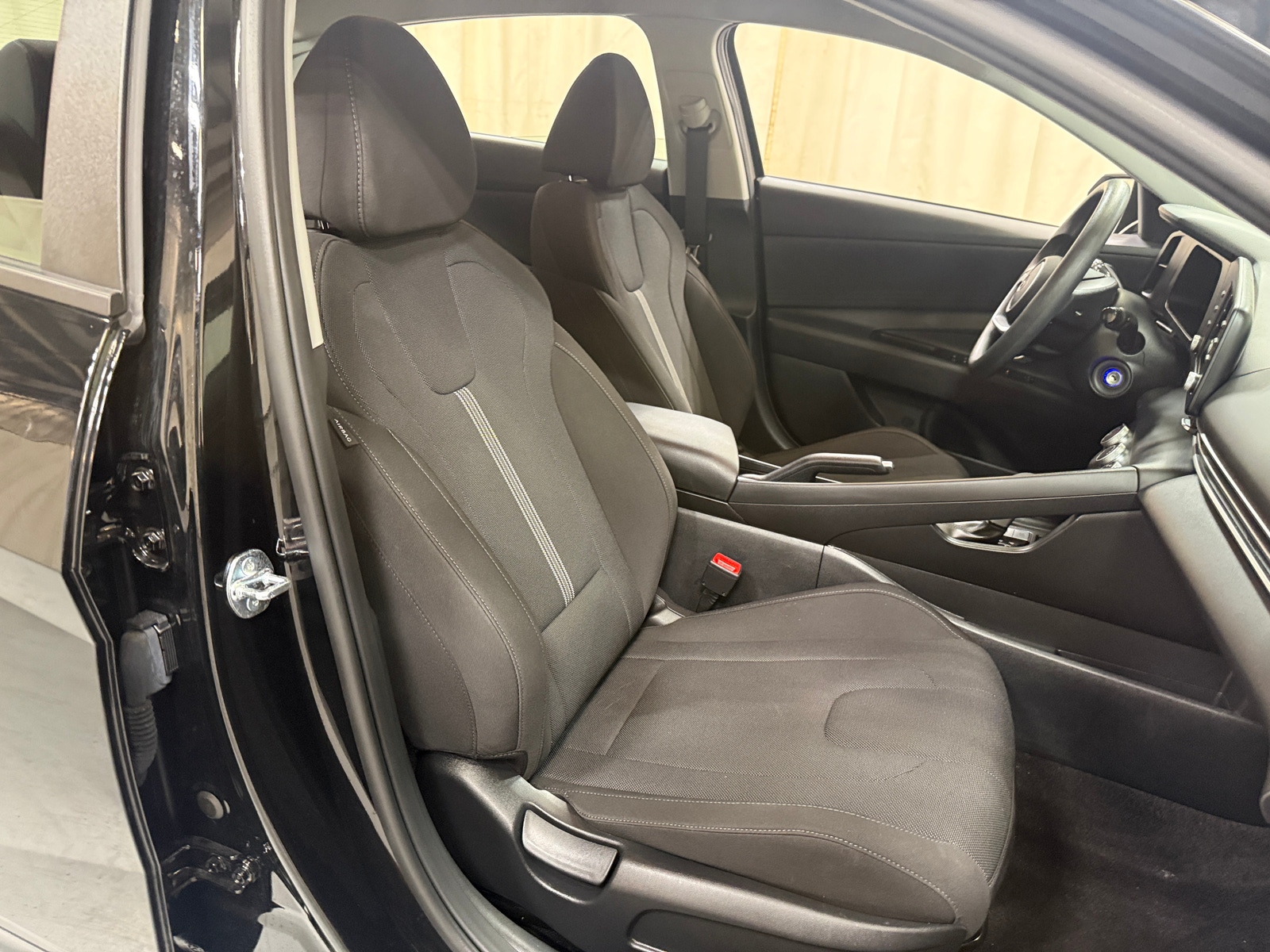 Thumbnail: 2026 Hyundai Elantra - 2