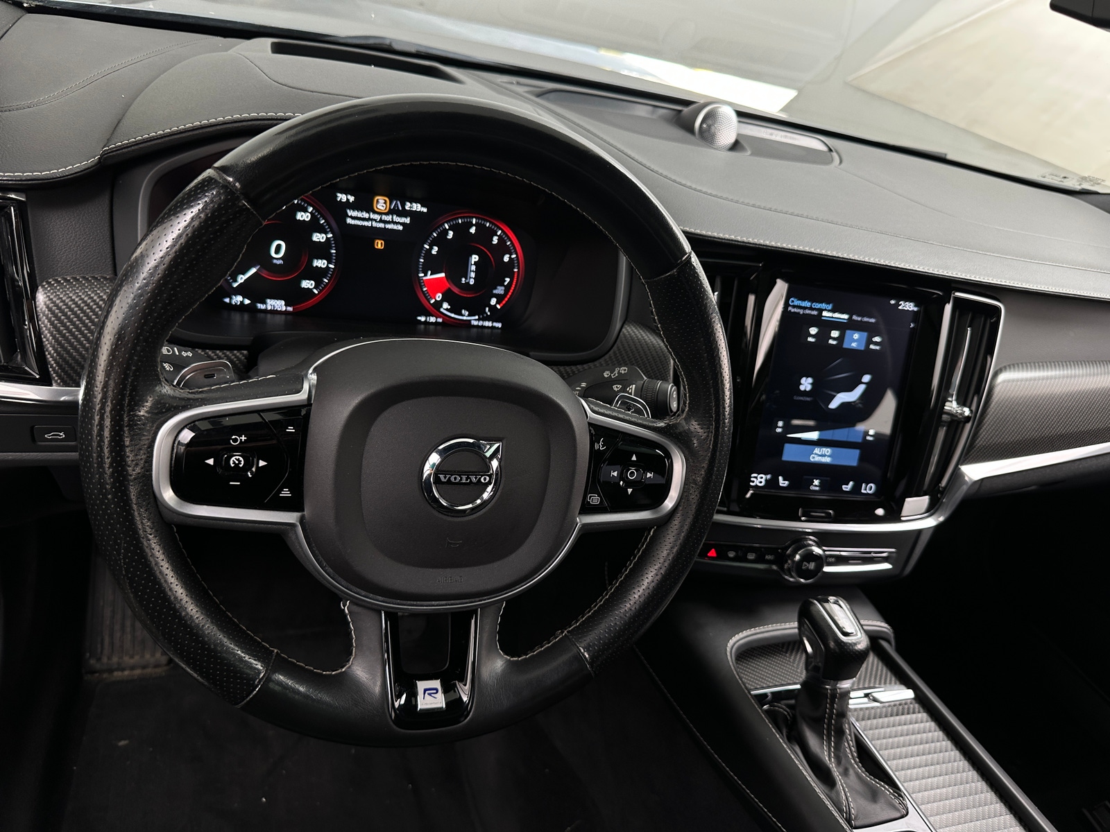 Thumbnail: 2019 Volvo V90 - 4