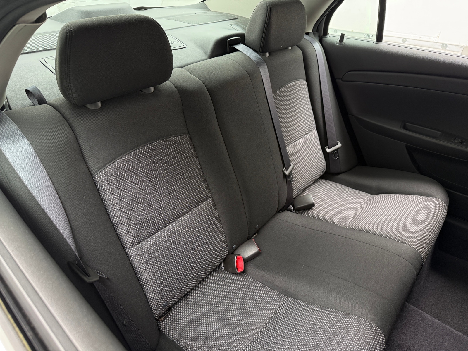 Thumbnail: 2010 Chevrolet Malibu - 6