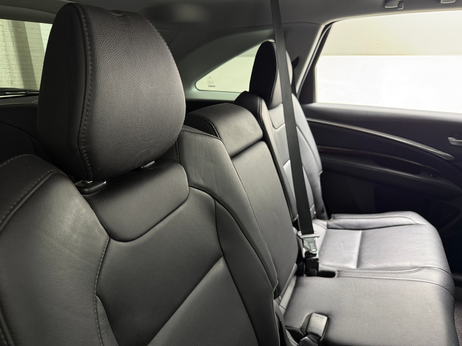 Thumbnail: 2020 Acura MDX - 6