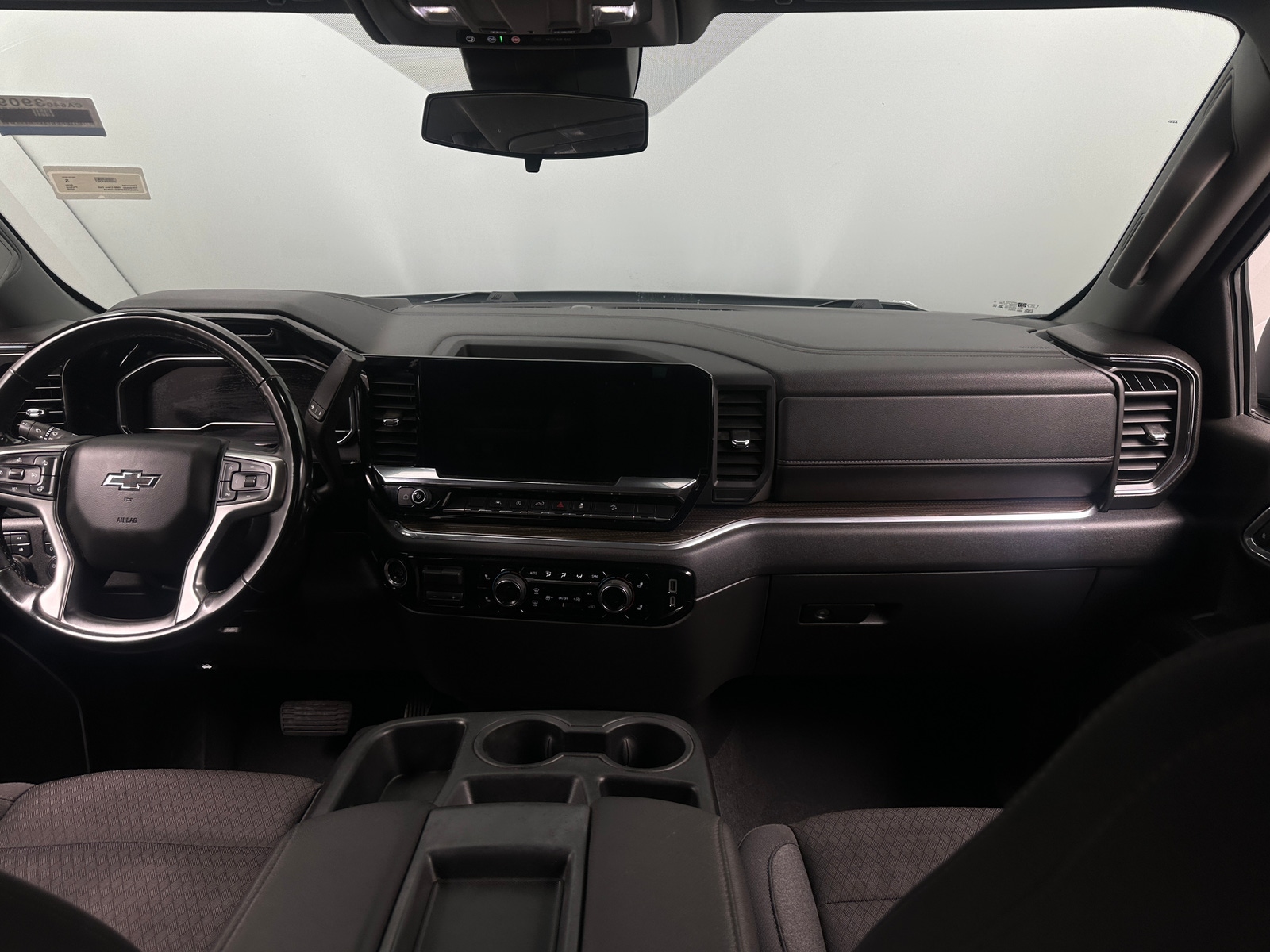 Thumbnail: 2025 Chevrolet Silverado 1500 - 3