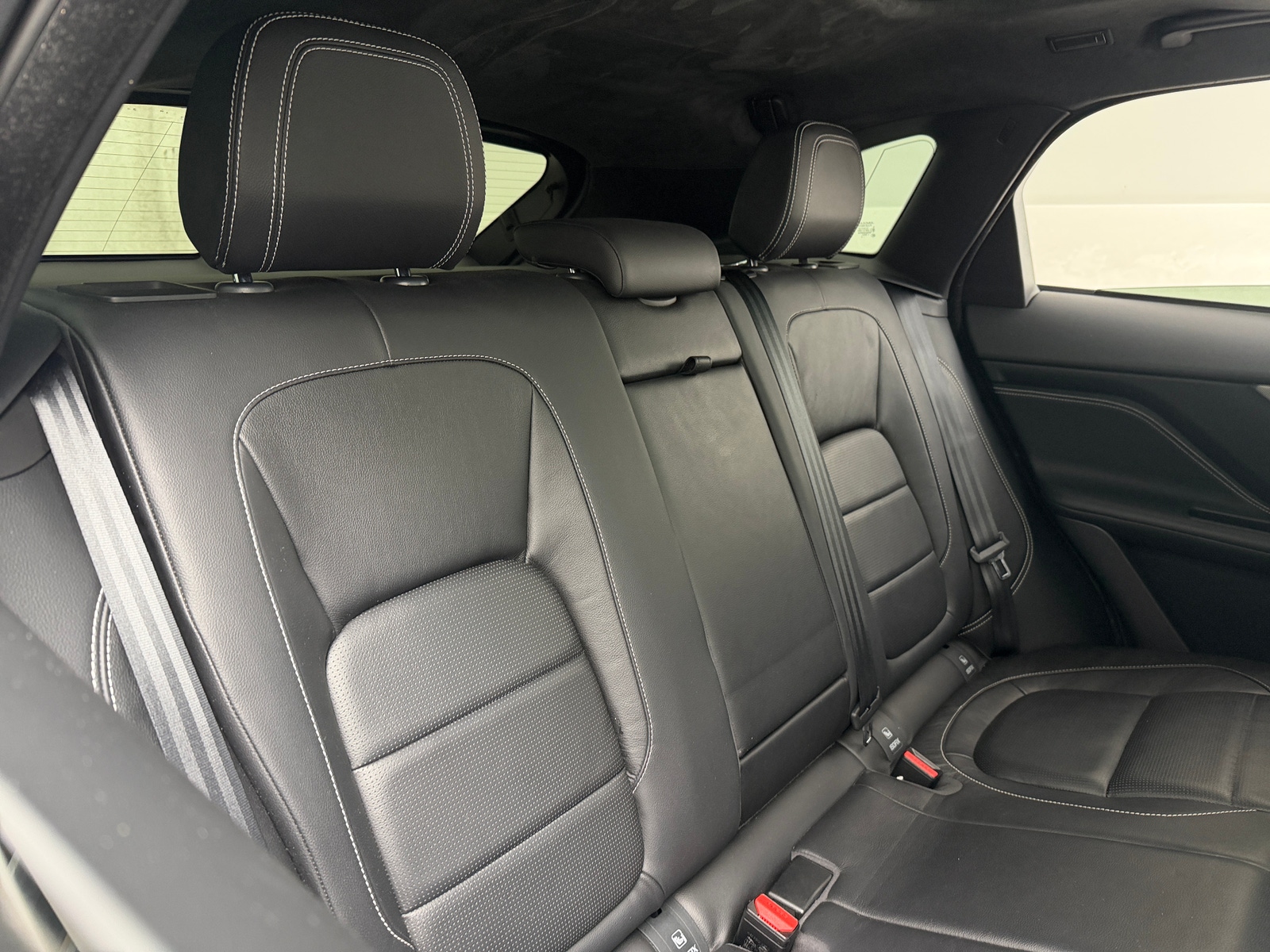 Thumbnail: 2017 Jaguar F-Pace - 5