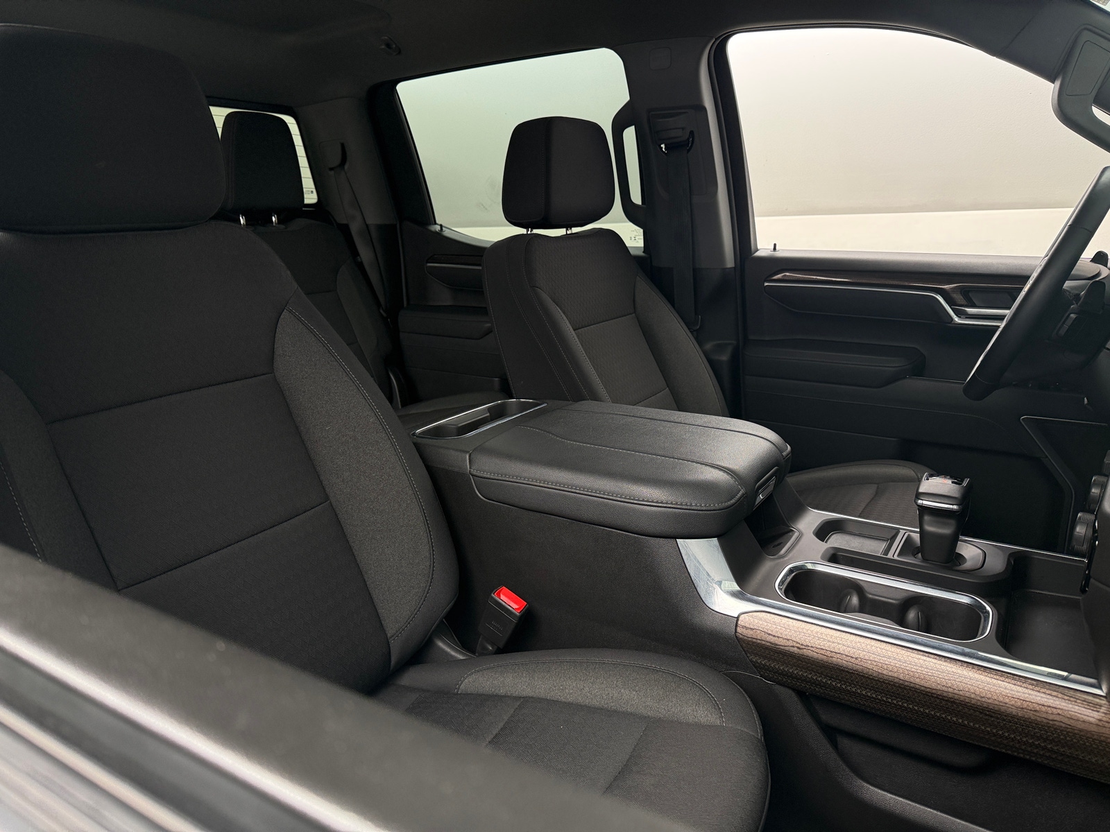 Thumbnail: 2026 Chevrolet Silverado 1500 - 2
