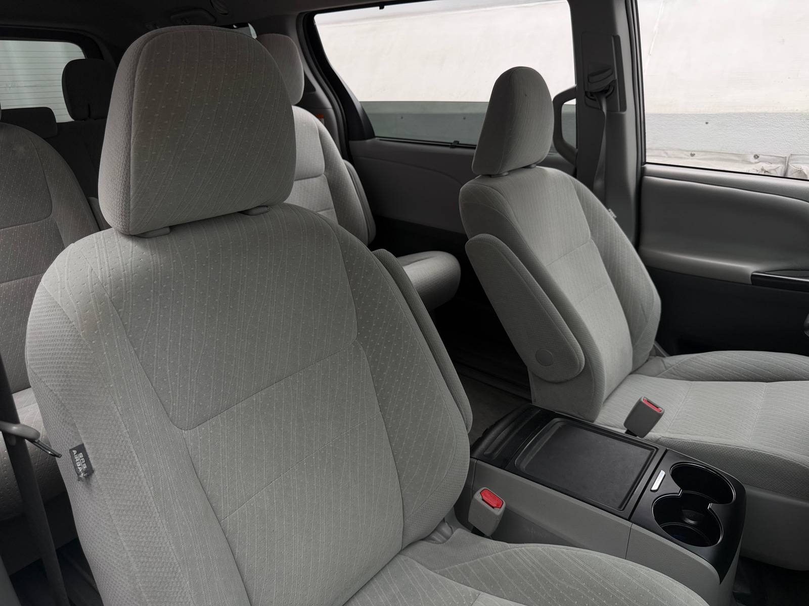 Thumbnail: 2018 Toyota Sienna - 2