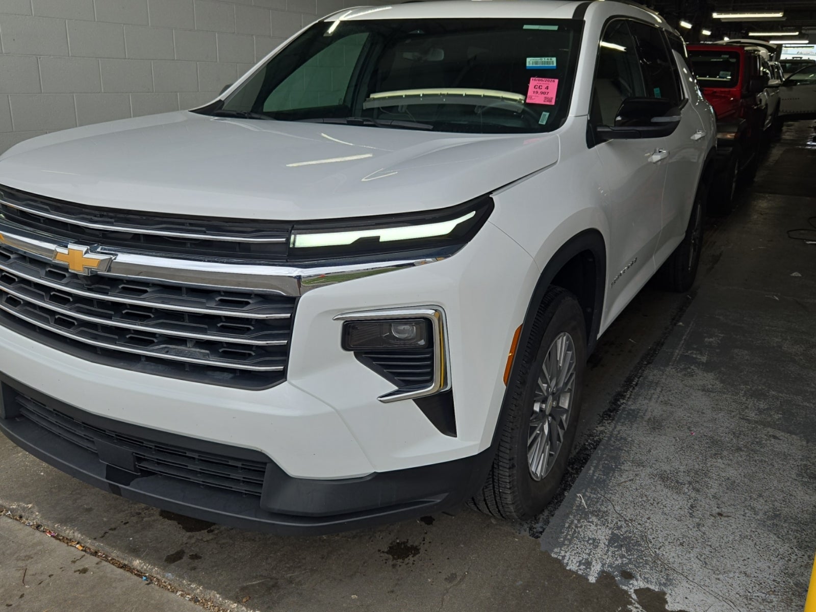 2026 Chevrolet Traverse FWD LT