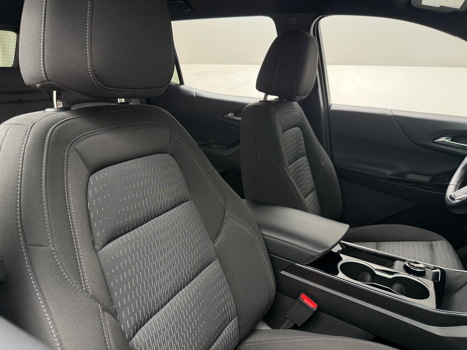 Thumbnail: 2026 Chevrolet Equinox - 2