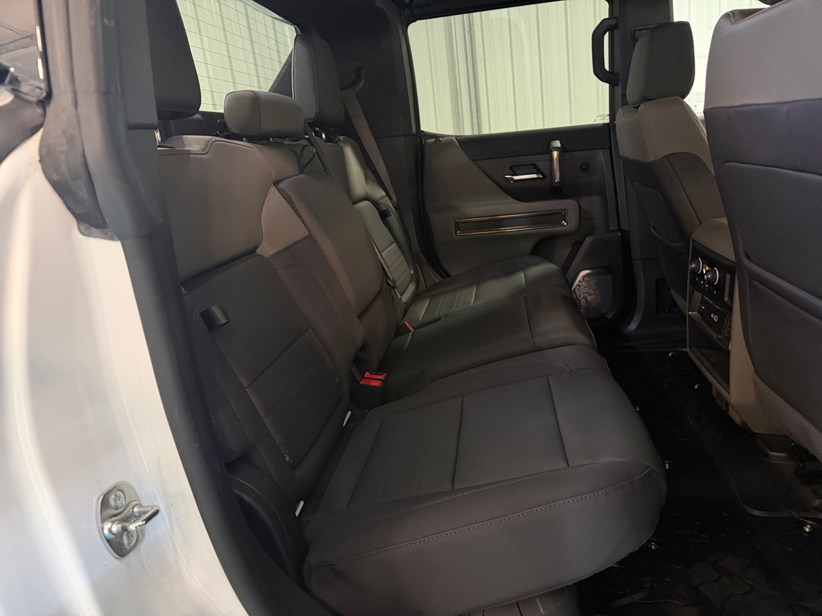 Thumbnail: 2025 GMC Hummer EV - 5