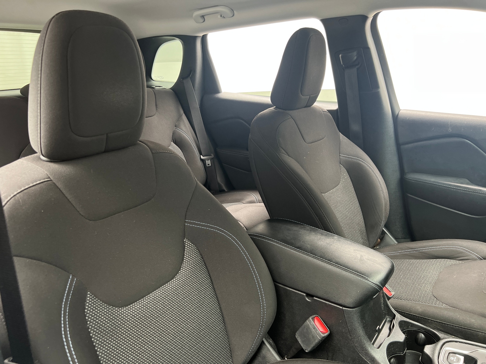 Thumbnail: 2020 Jeep Cherokee - 2