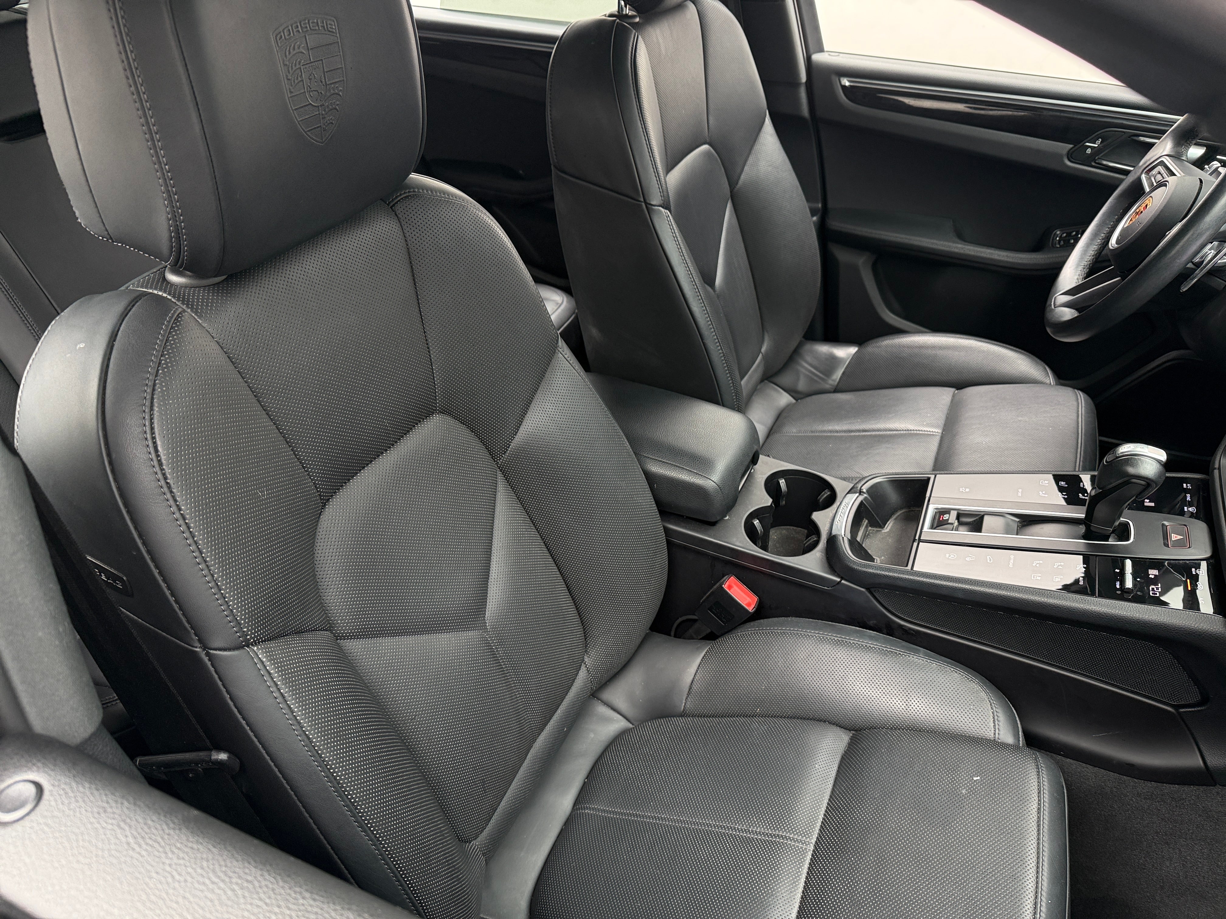 2023 Porsche Macan