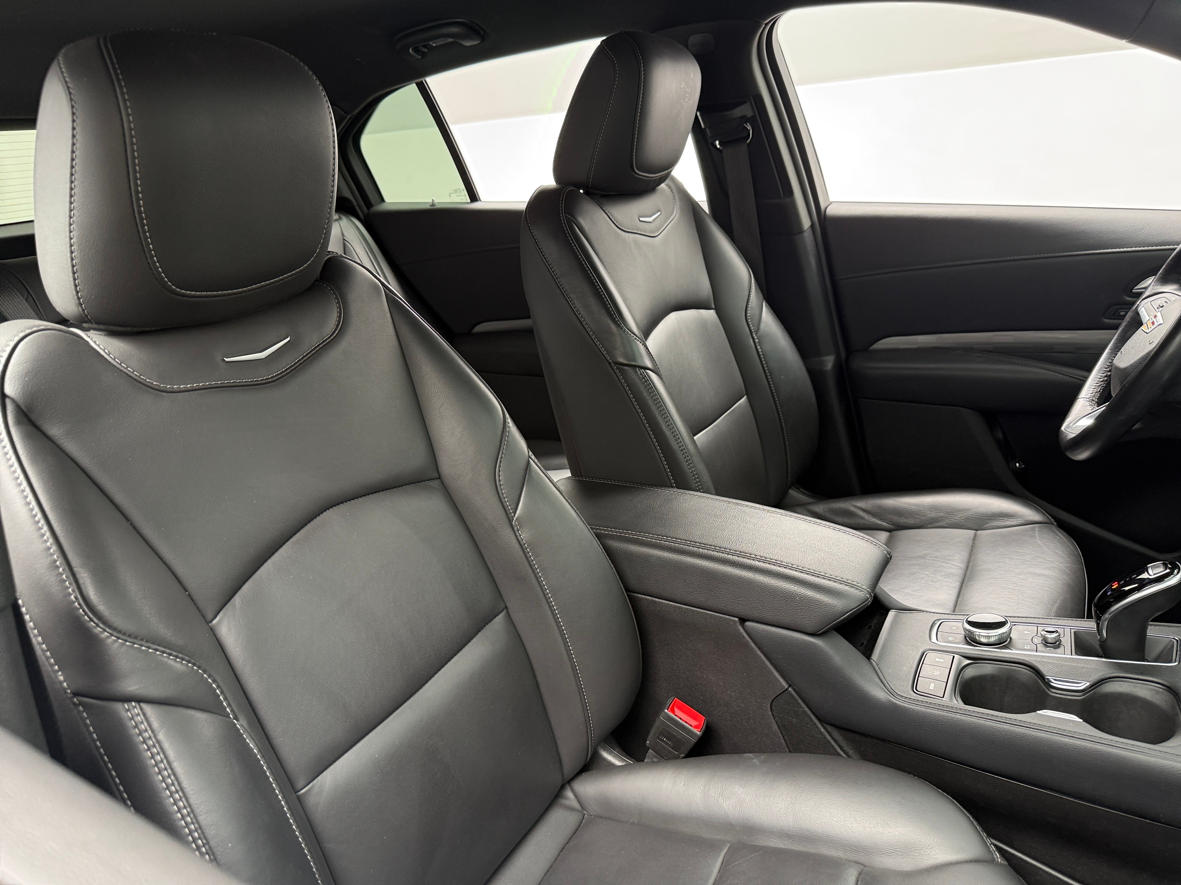 2025 Cadillac XT4