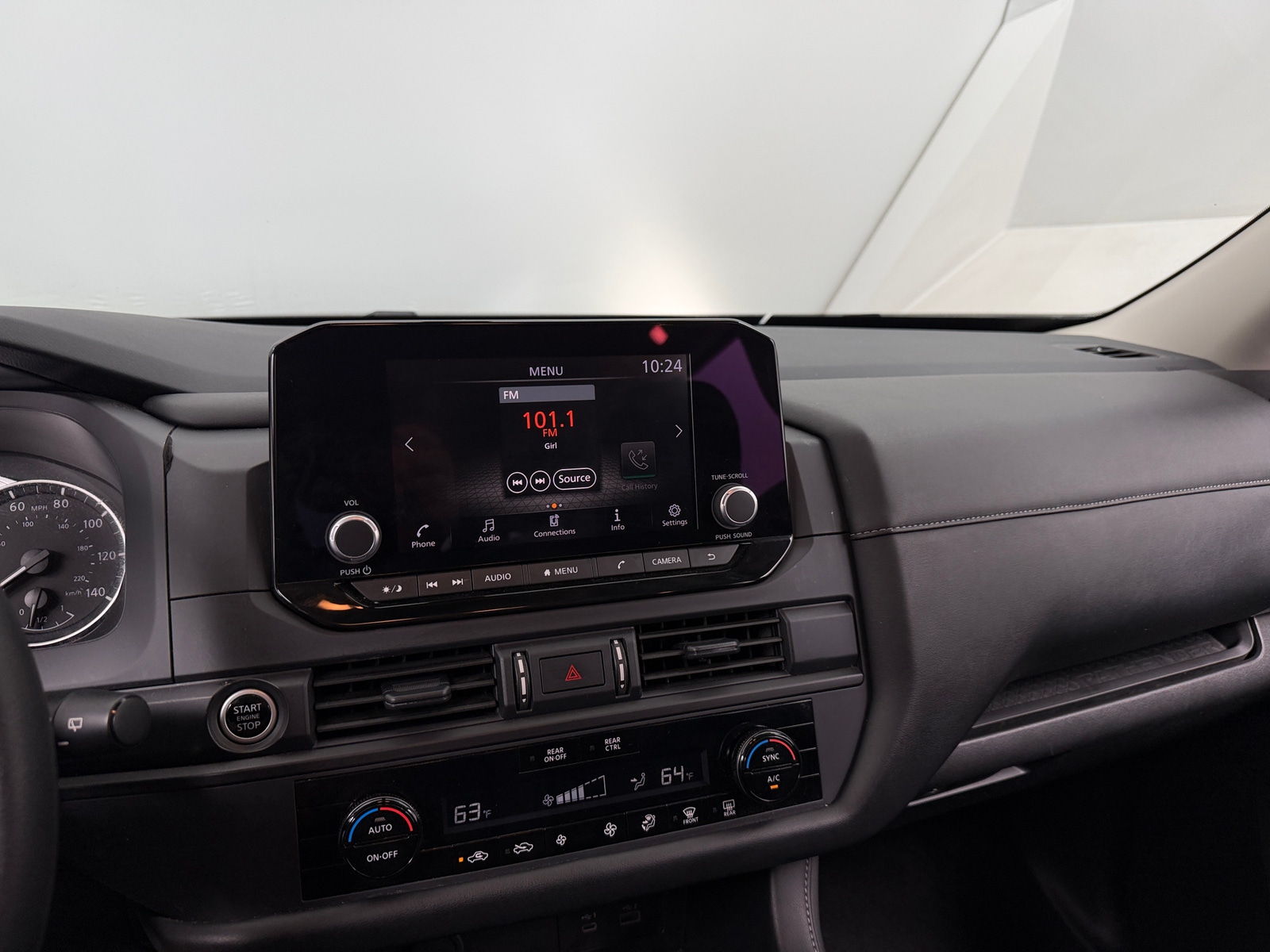 Thumbnail: 2024 Nissan Pathfinder - 4