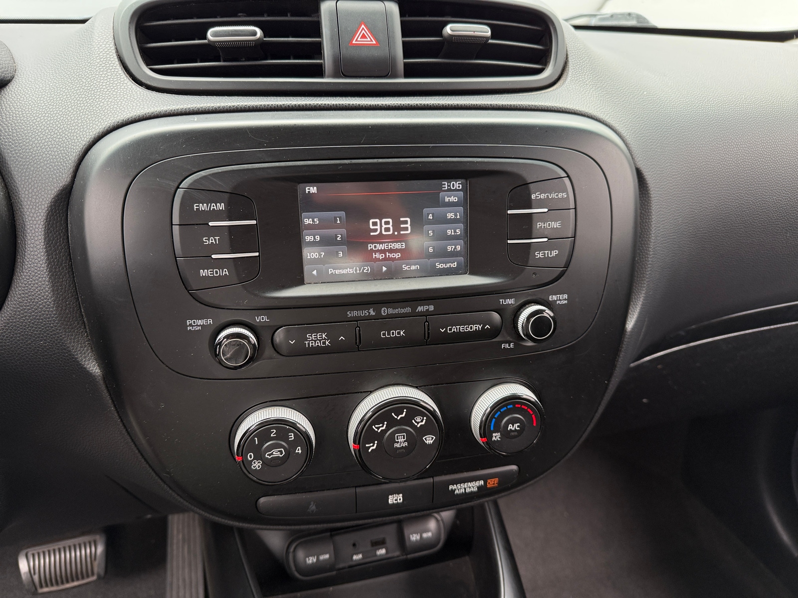 Thumbnail: 2015 Kia Soul - 4