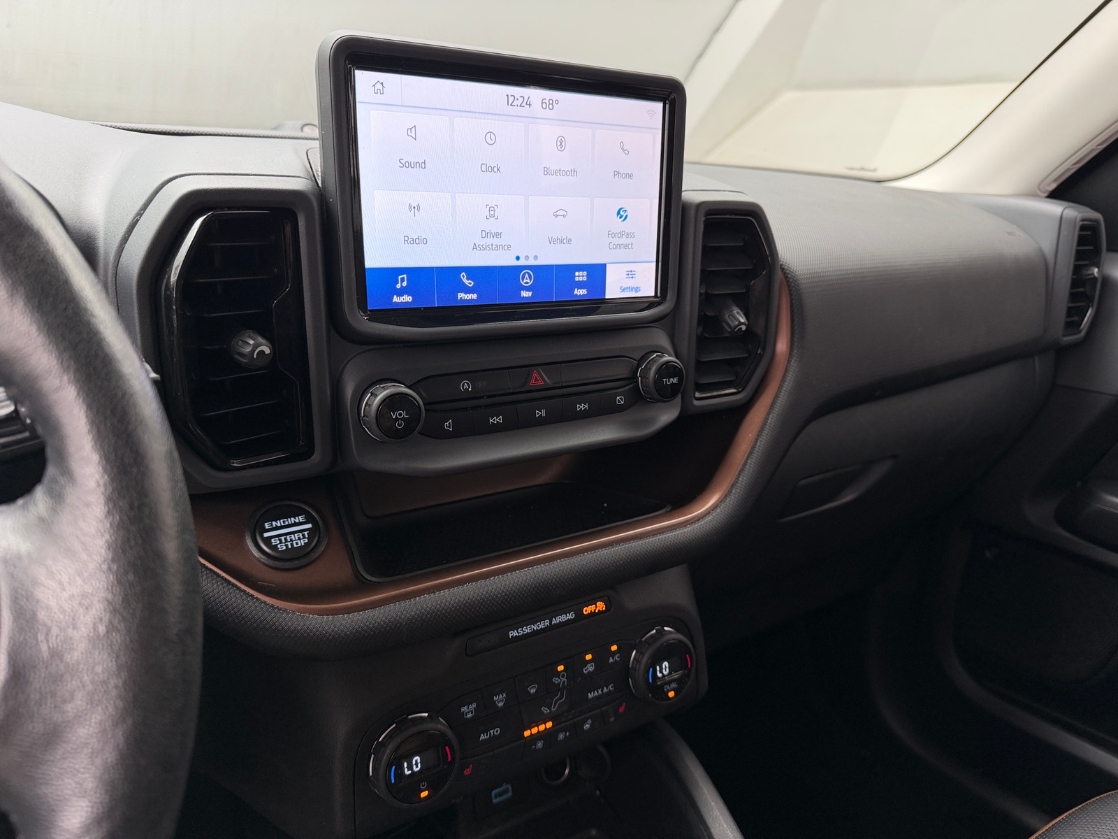 Thumbnail: 2021 Ford Bronco Sport - 4