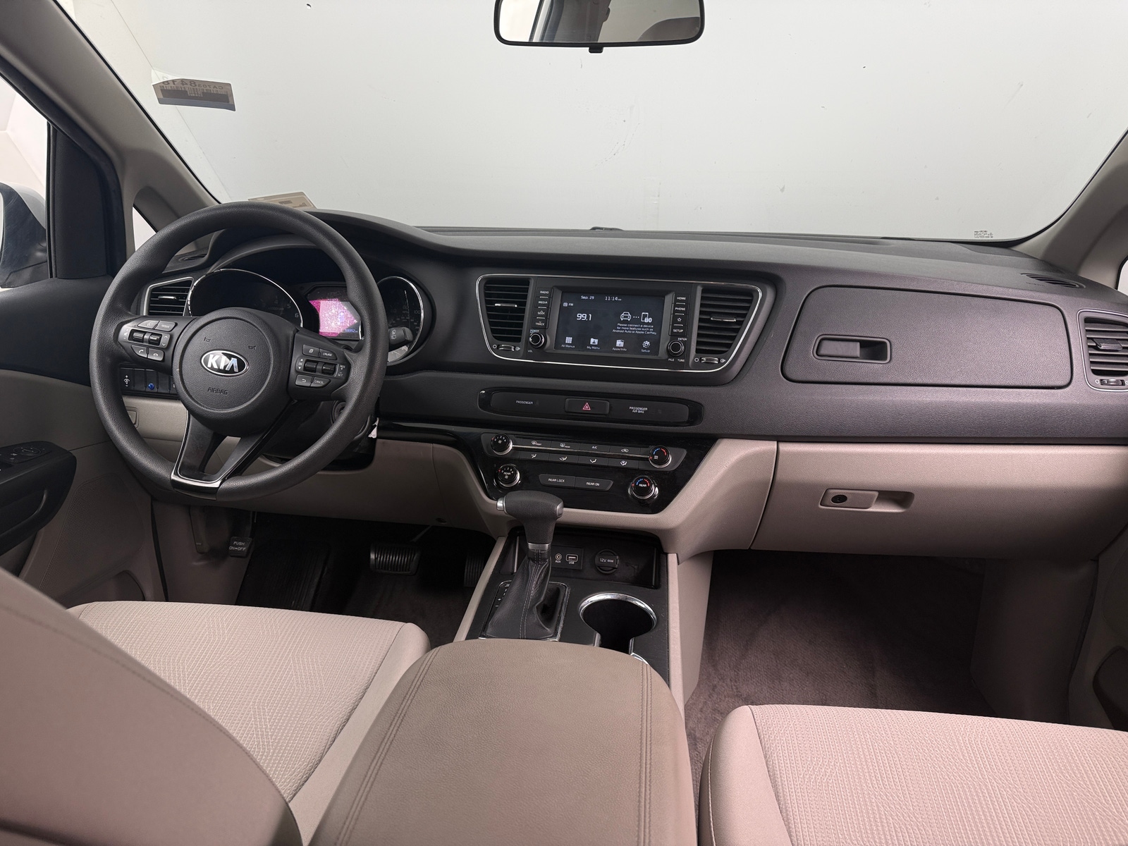 Thumbnail: 2021 Kia Sedona - 3