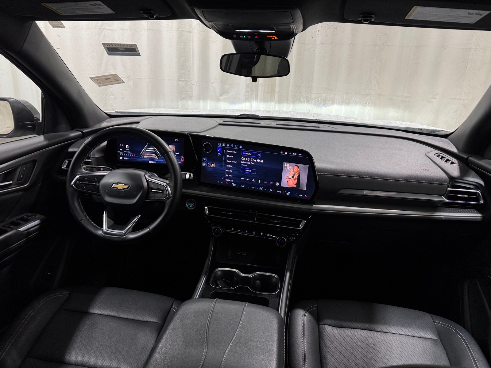 Thumbnail: 2025 Chevrolet Traverse - 2