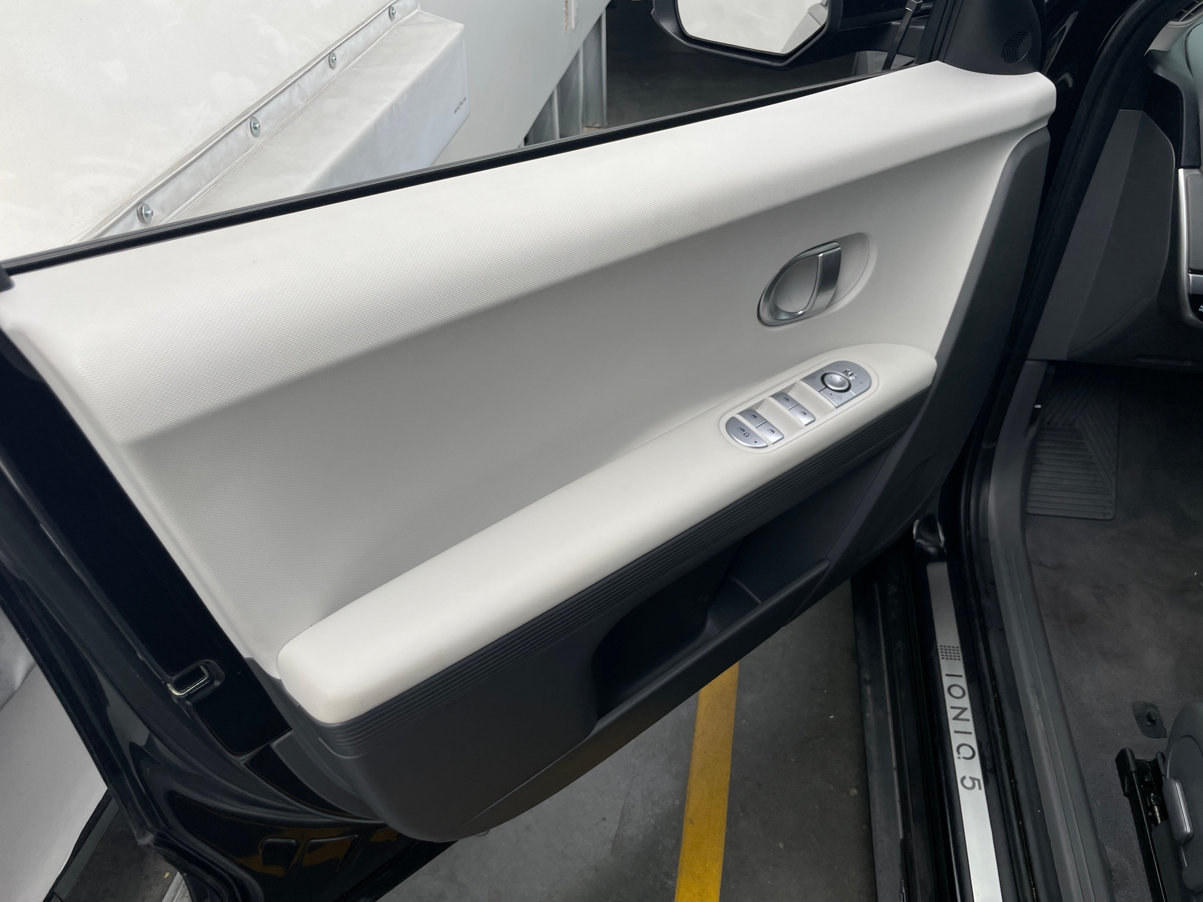 Used 2024 Hyundai IONIQ 5 SE with VIN KM8KMDDF1RU279107 for sale in Auburn, WA