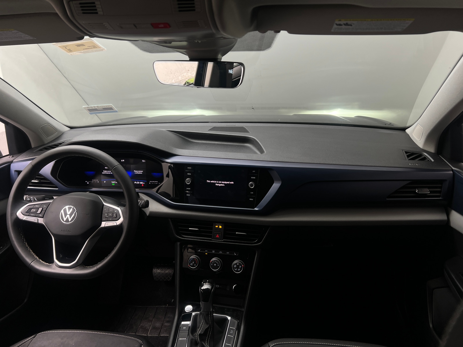 Thumbnail: 2023 Volkswagen Taos - 3