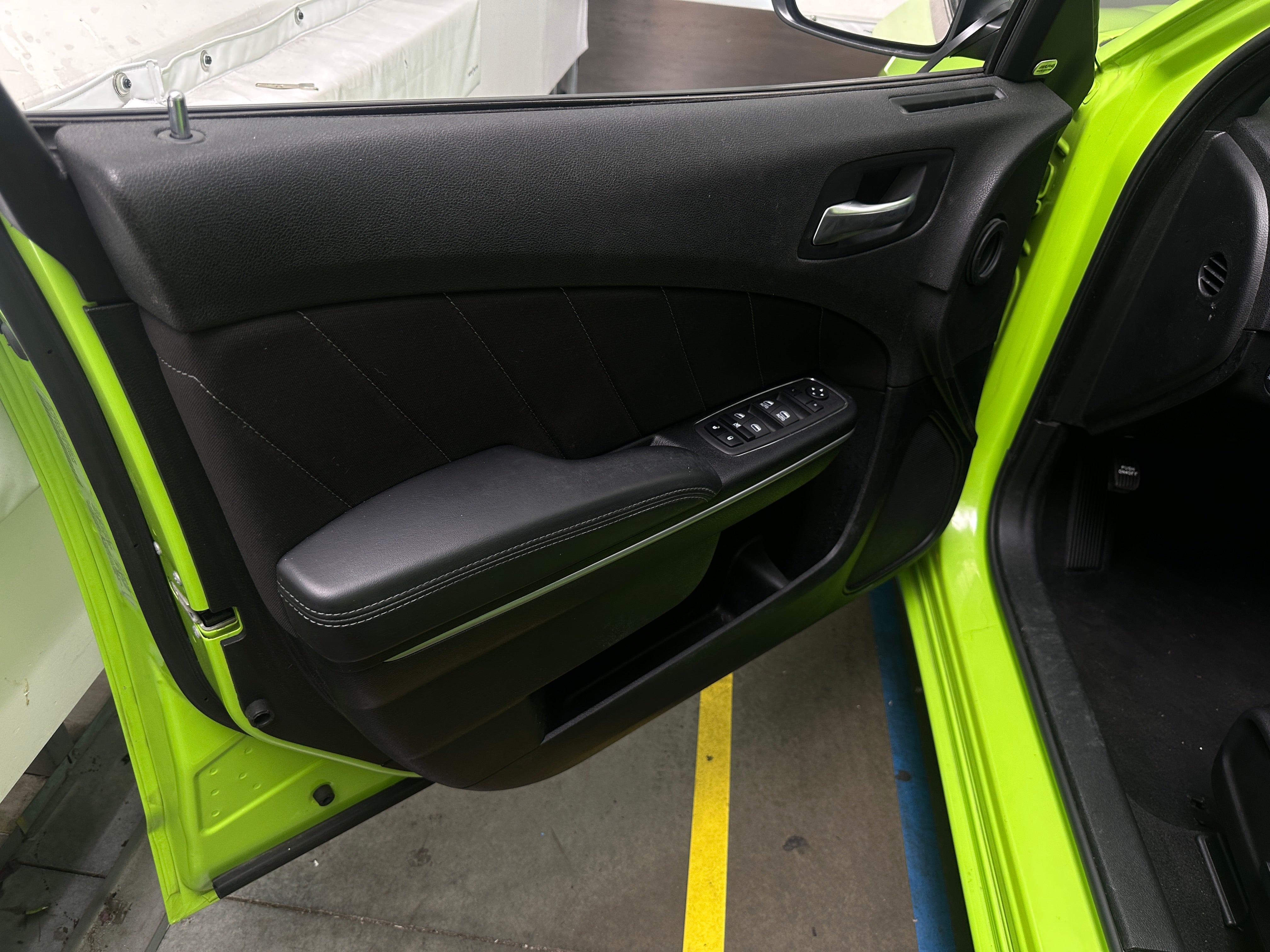 2C3CDXBG6PH698130