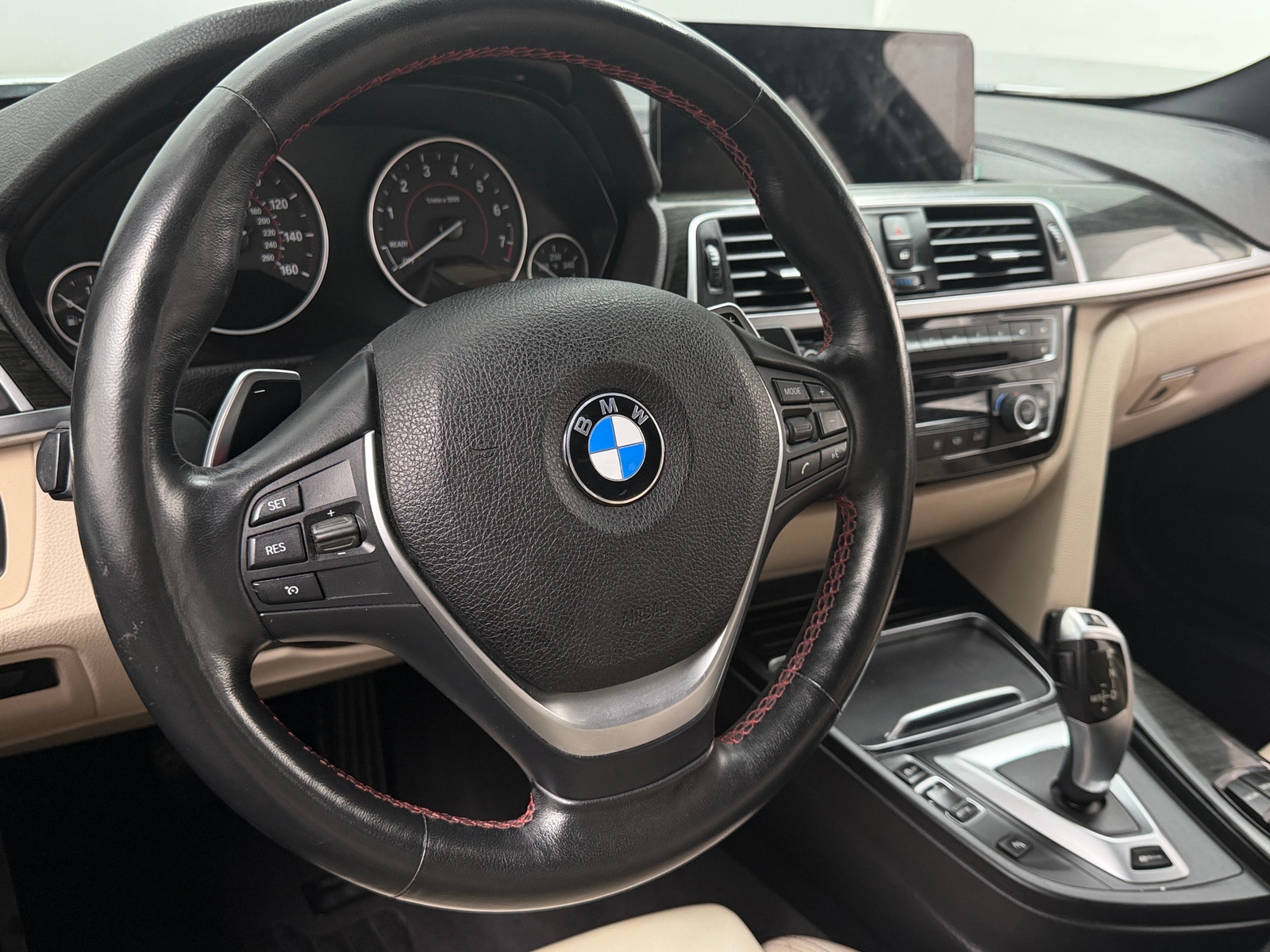 Thumbnail: 2018 BMW 3 Series - 4