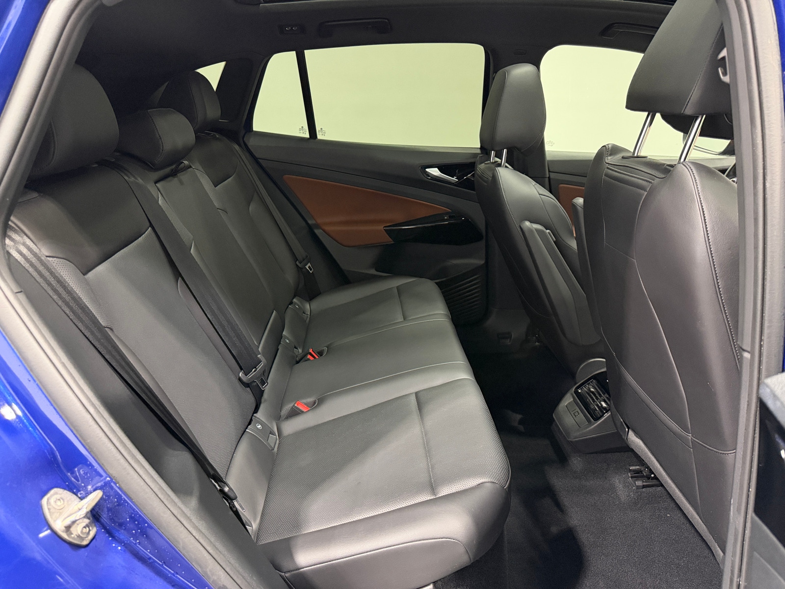 Thumbnail: 2021 Volkswagen ID.4 - 5