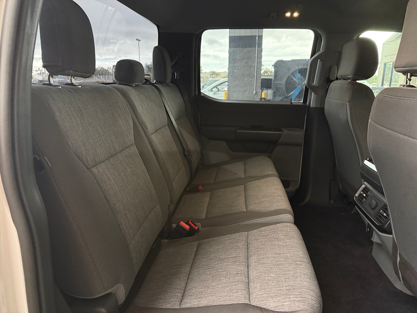 Thumbnail: 2021 Ford Econoline - 6